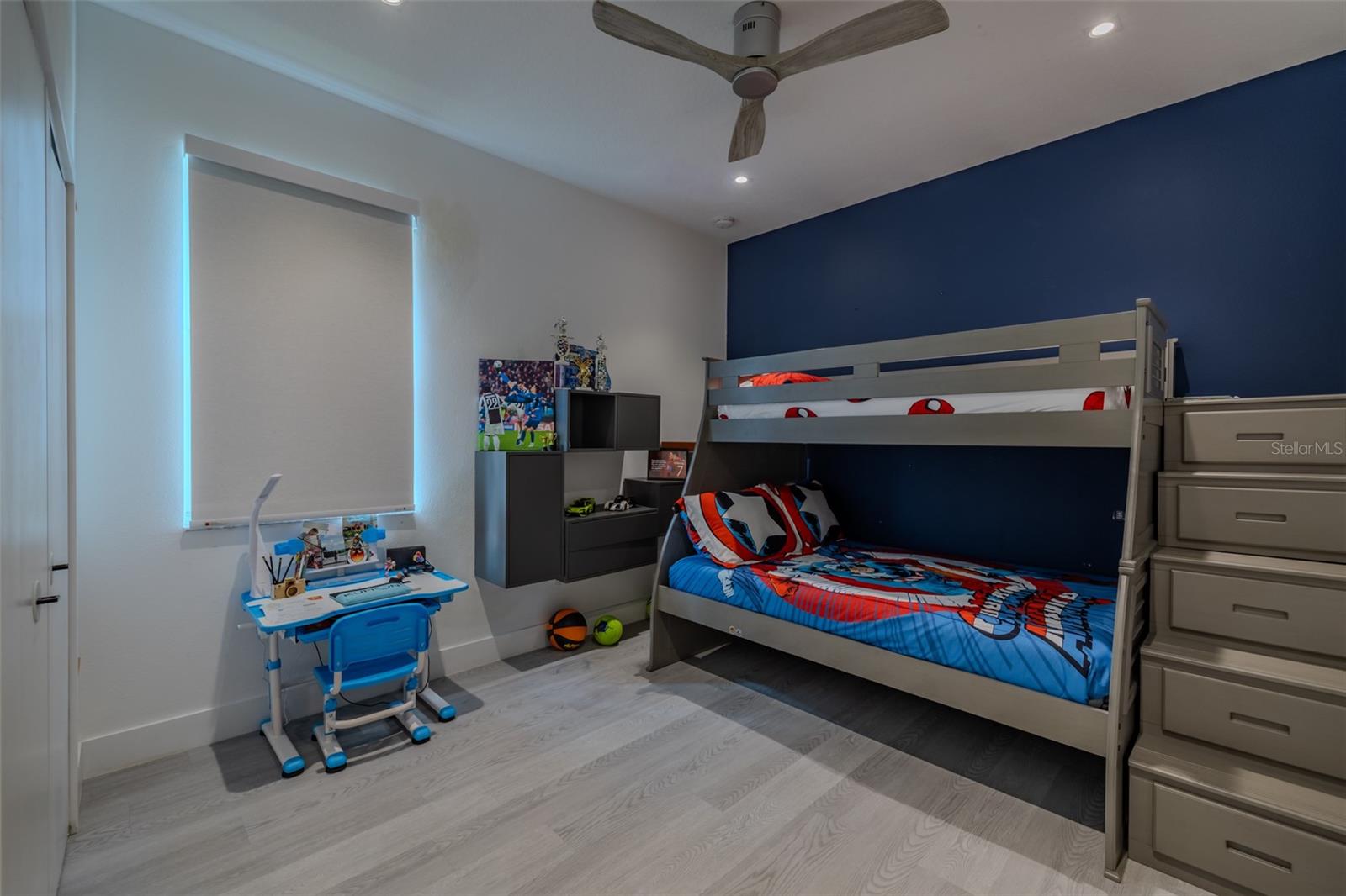 Image 13 of 59 For 8117 Hampton Glen Drive