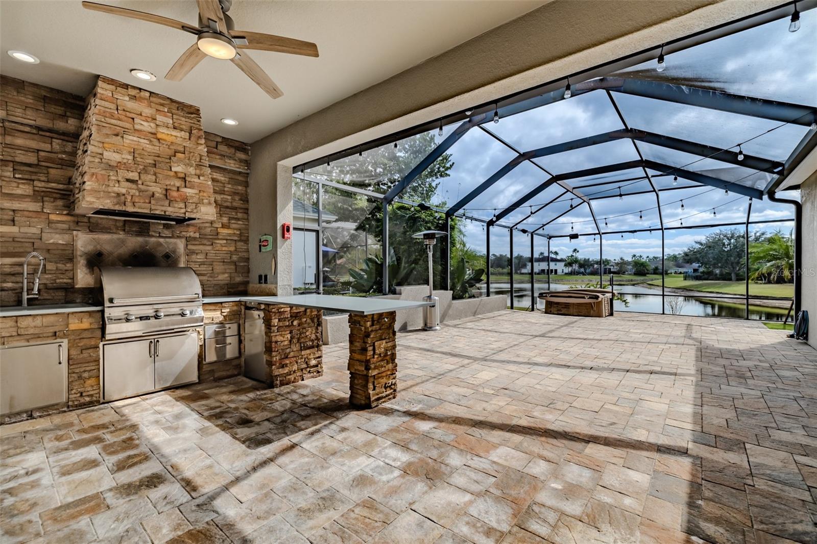 Image 20 of 59 For 8117 Hampton Glen Drive