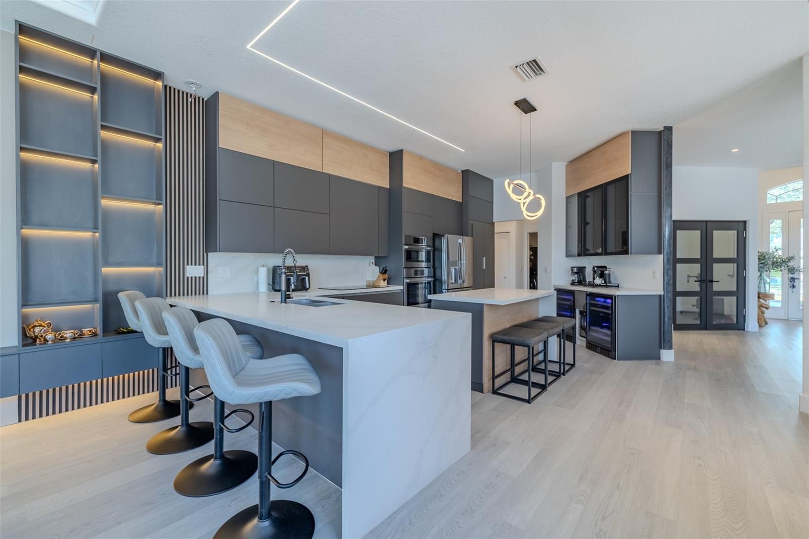 Image 22 of 59 For 8117 Hampton Glen Drive