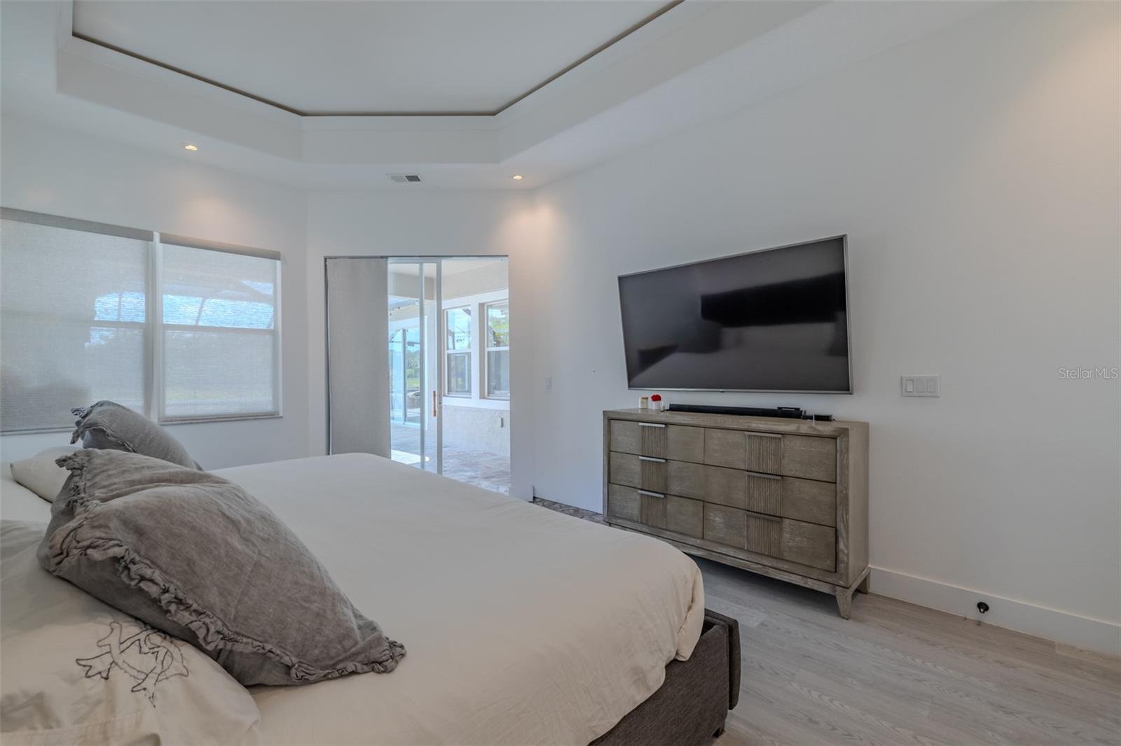 Image 23 of 59 For 8117 Hampton Glen Drive