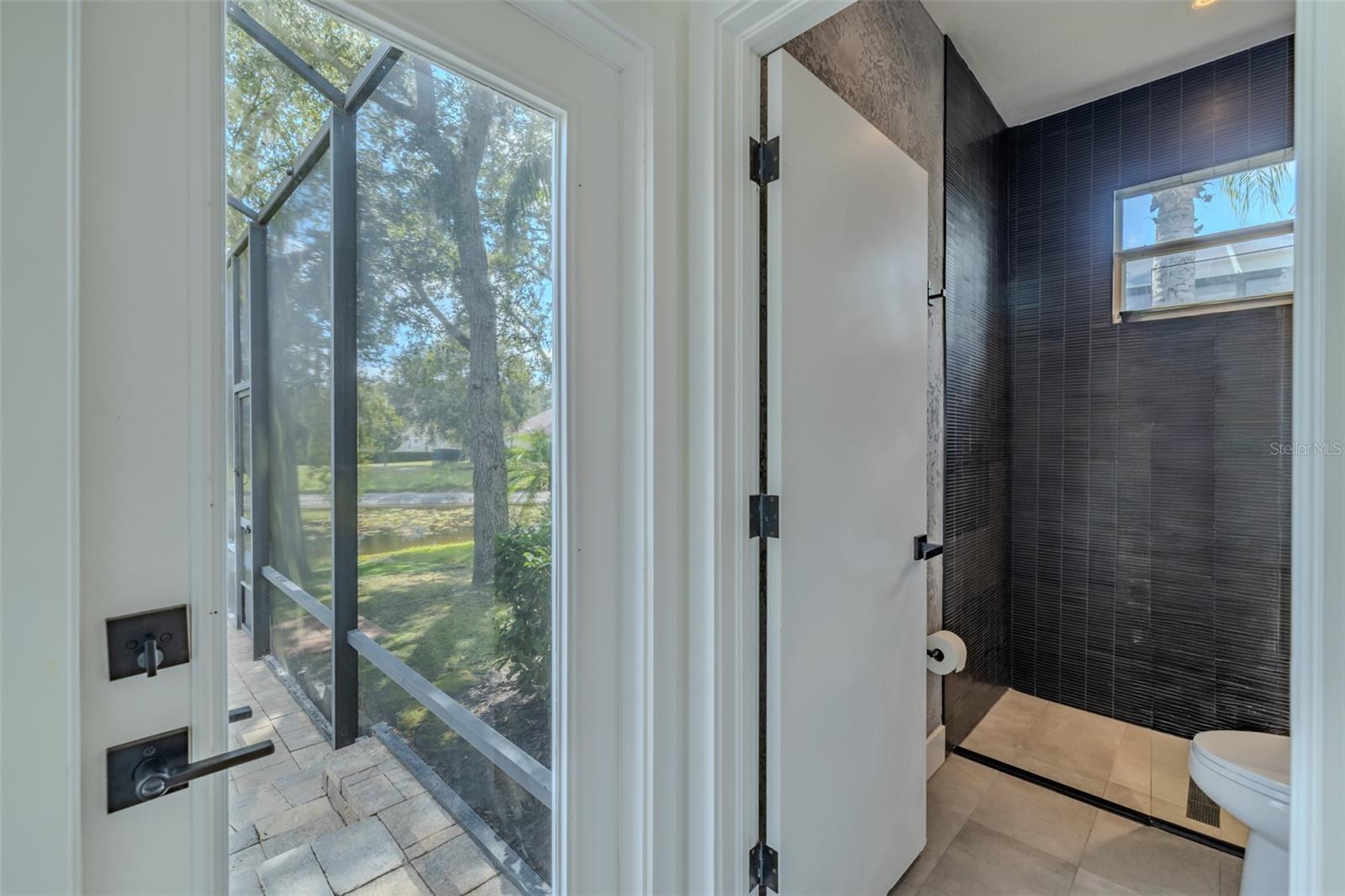 Image 30 of 59 For 8117 Hampton Glen Drive