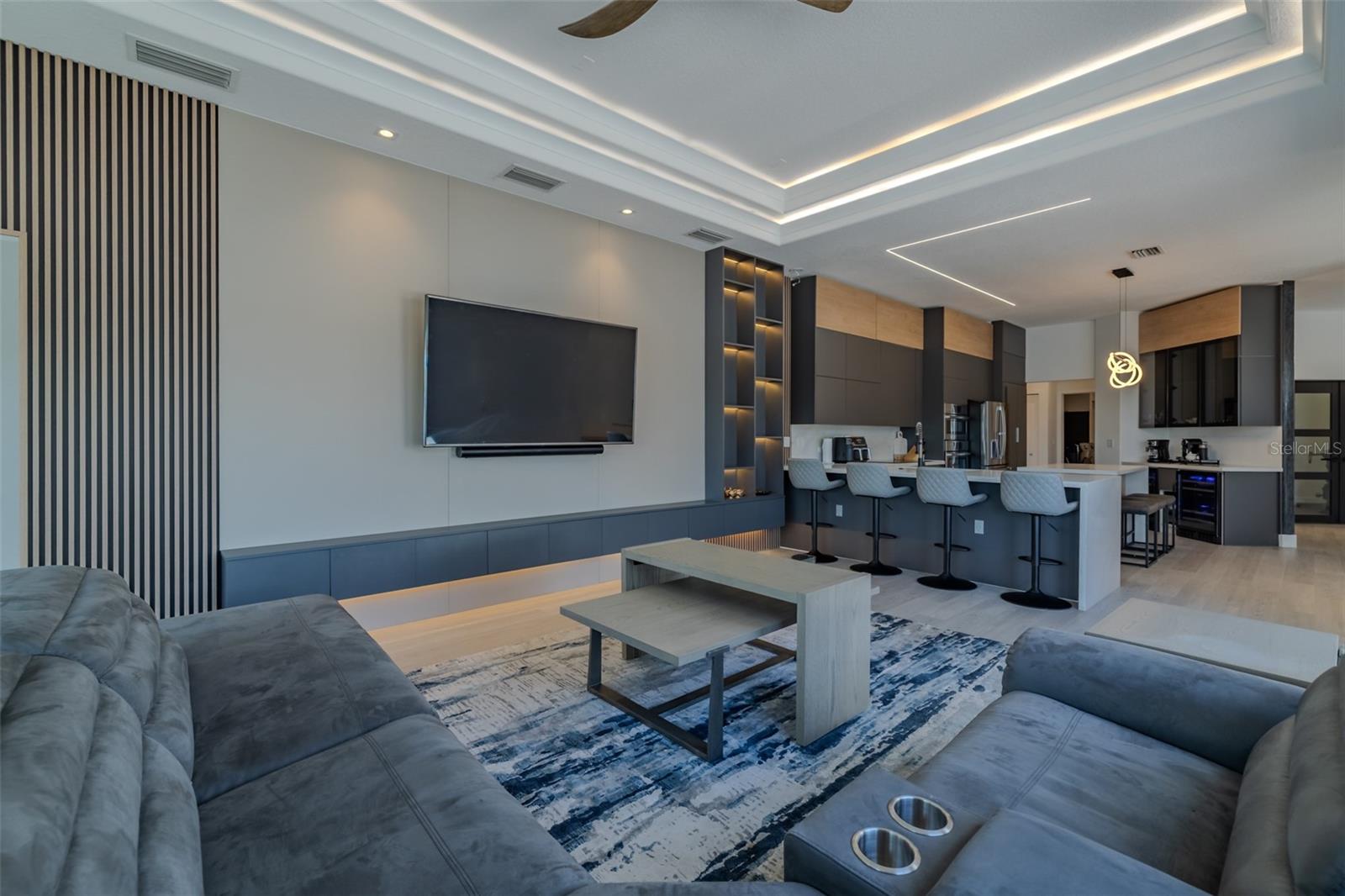 Image 40 of 59 For 8117 Hampton Glen Drive