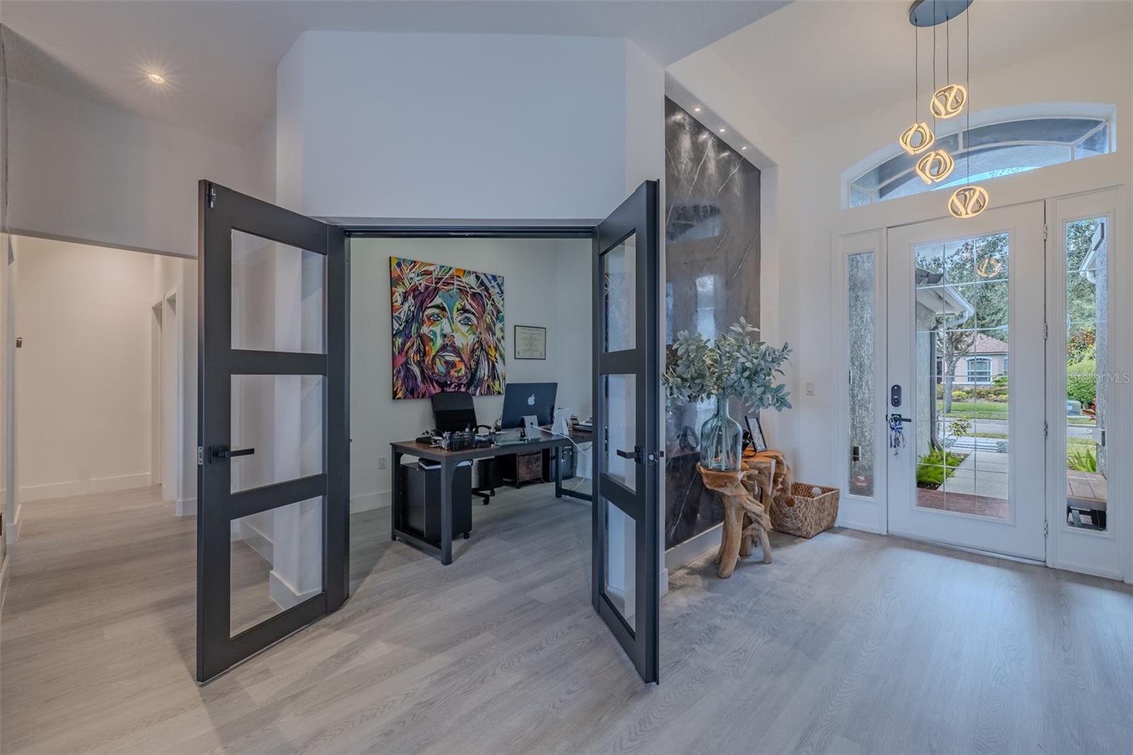 Image 7 of 59 For 8117 Hampton Glen Drive