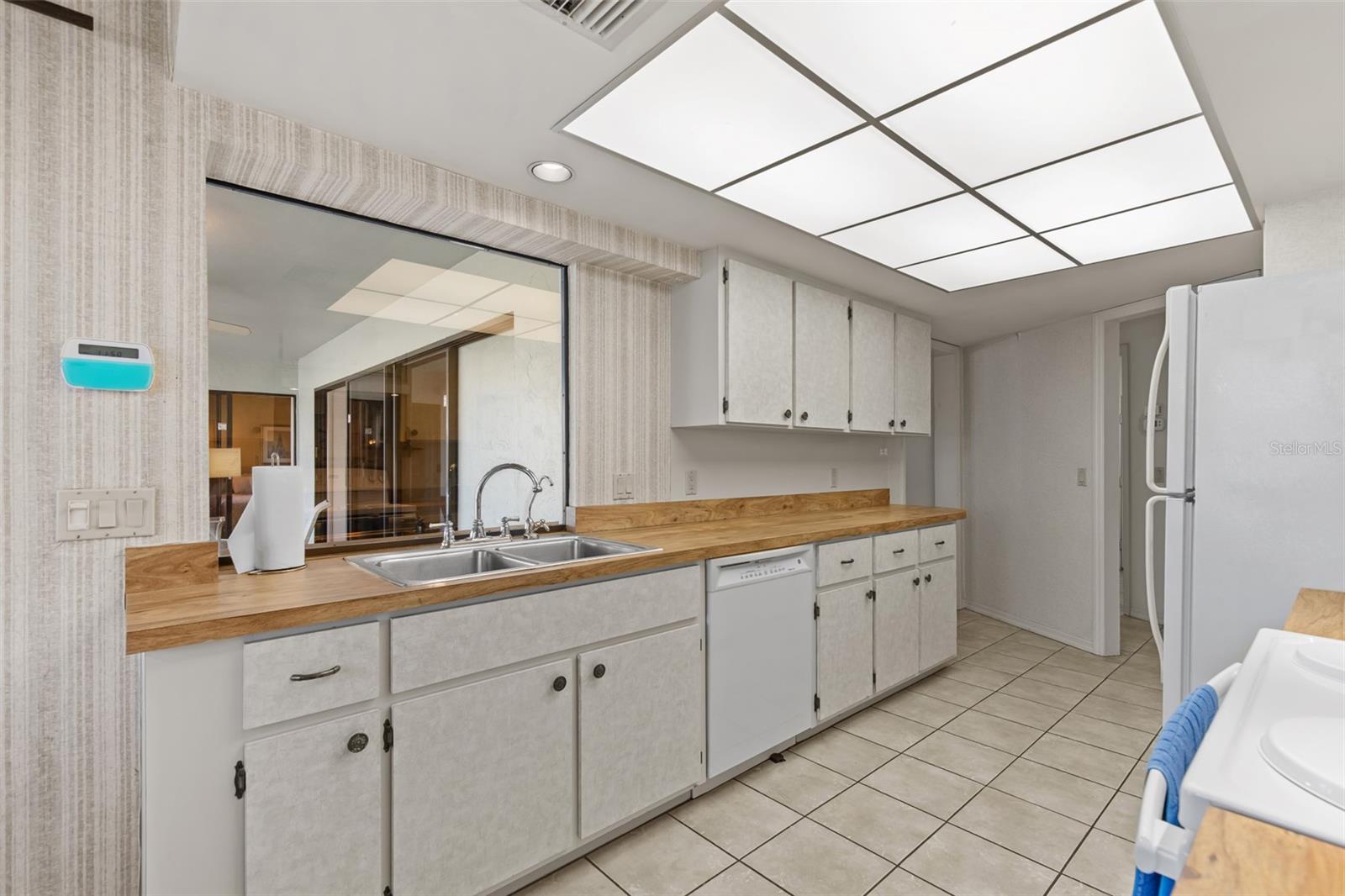 Image 10 of 34 For 704 Bimini Lane