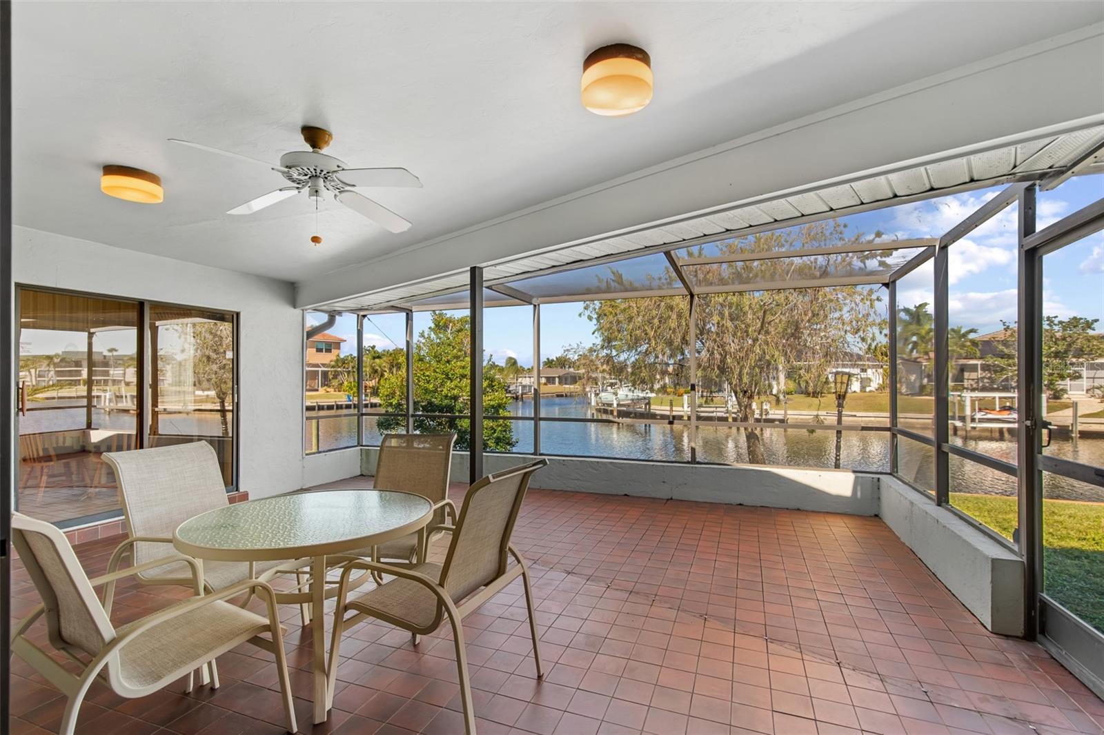 Image 2 of 34 For 704 Bimini Lane