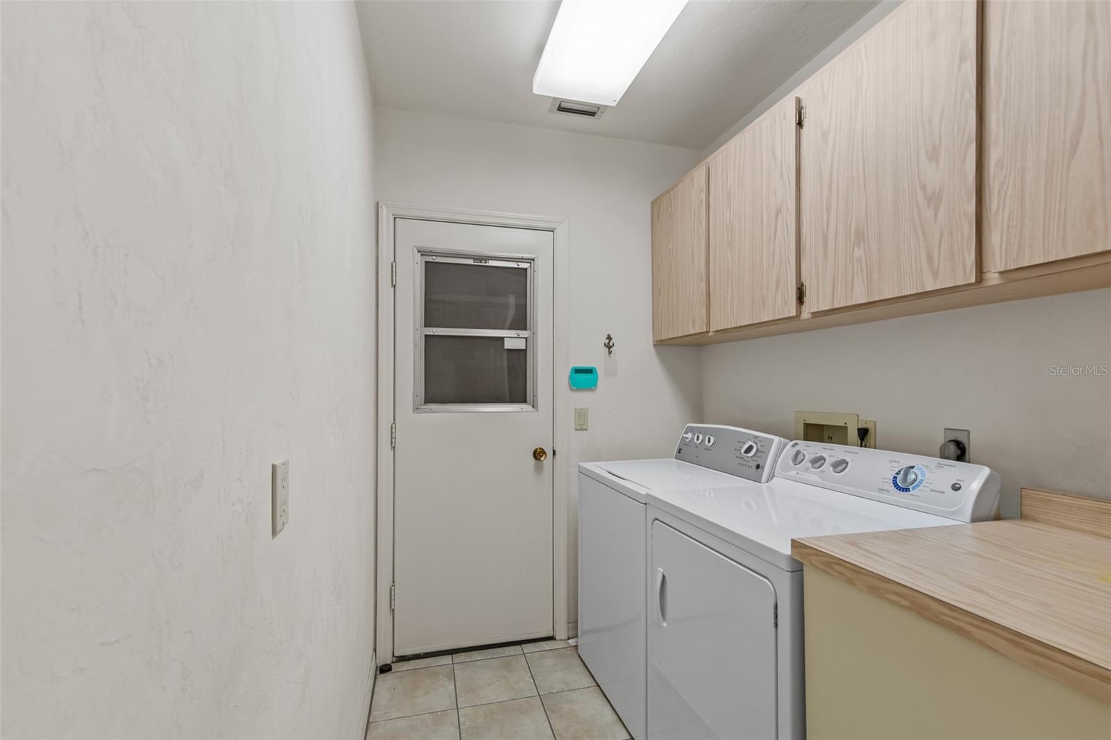 Image 24 of 34 For 704 Bimini Lane