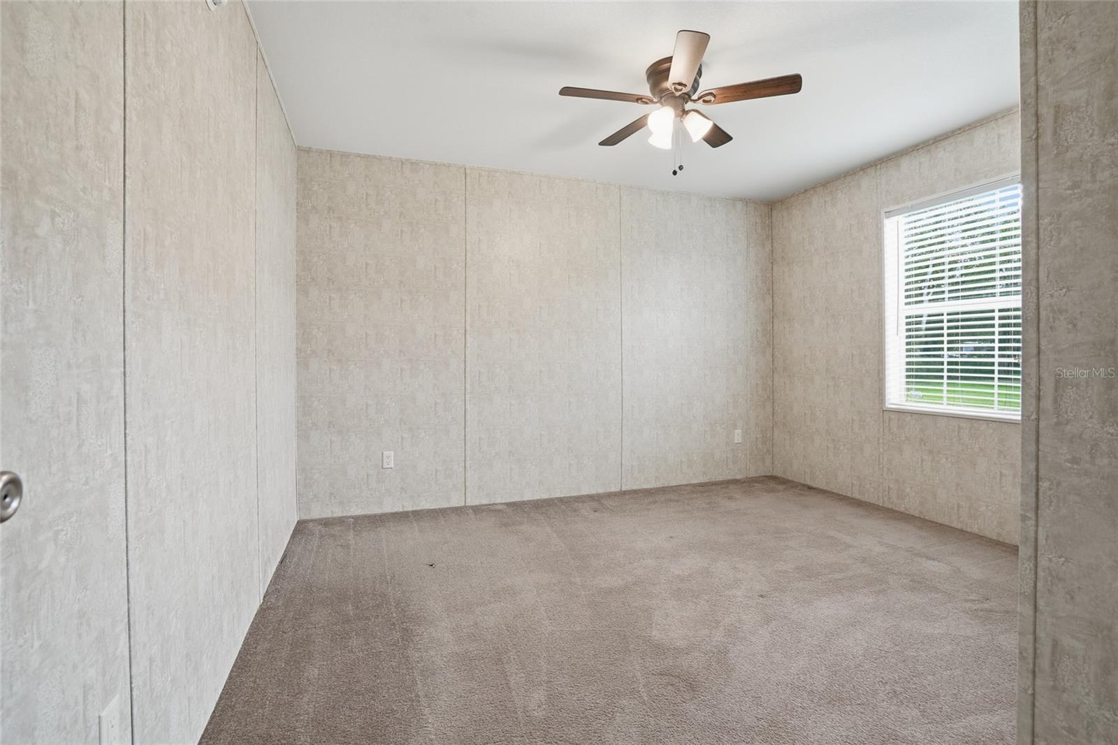 Listing photo id 20 for 11305 Broadview Road