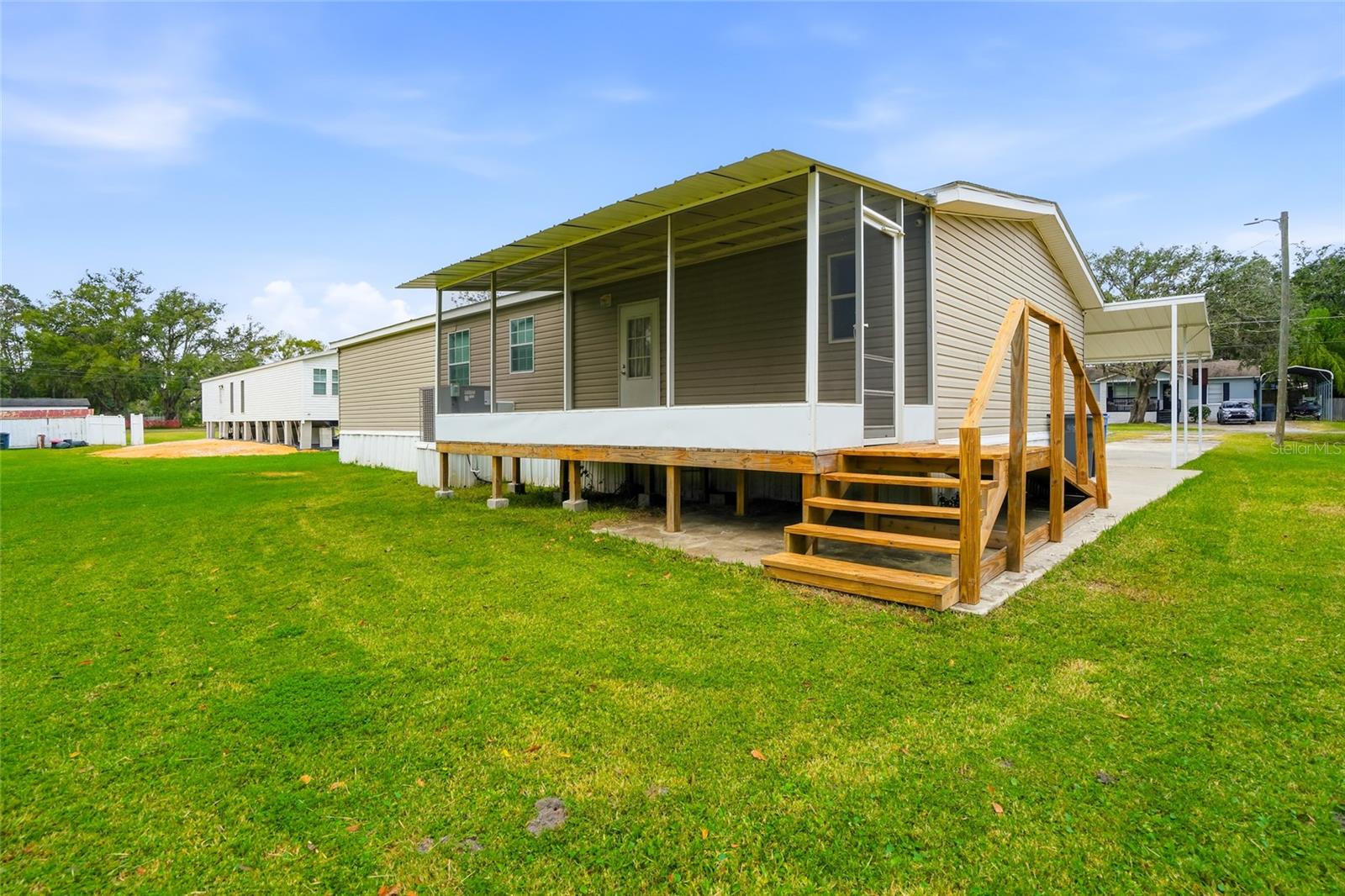 Listing photo id 24 for 11305 Broadview Road