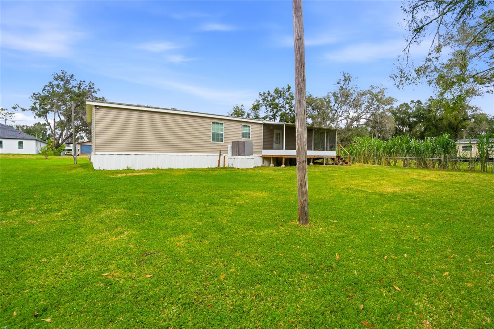 Listing photo id 26 for 11305 Broadview Road