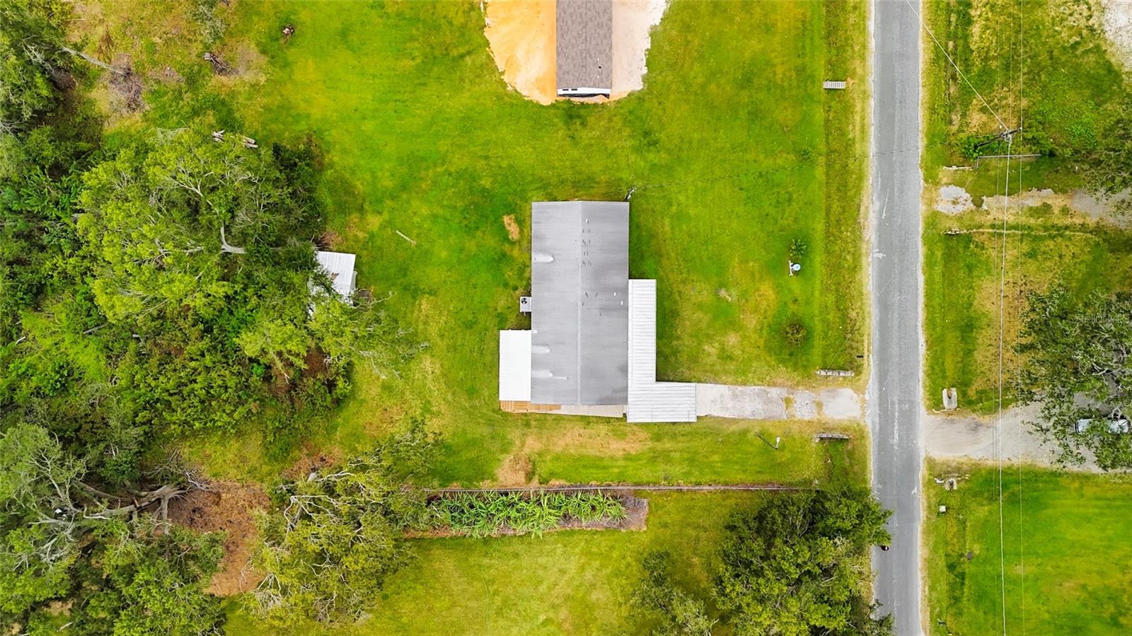 Listing photo id 29 for 11305 Broadview Road