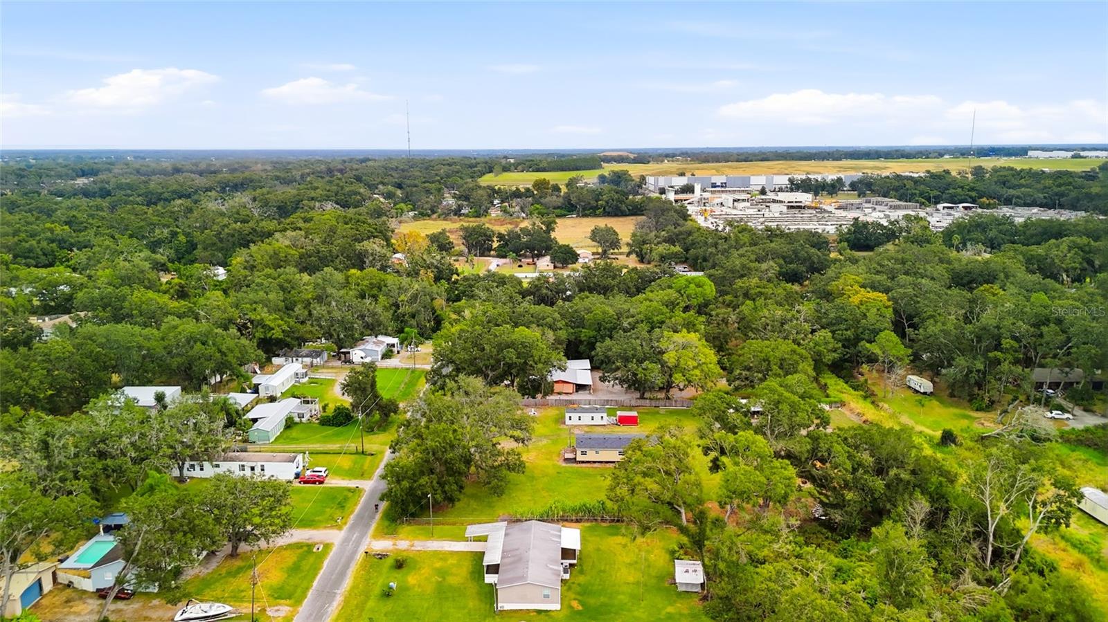 Listing photo id 31 for 11305 Broadview Road