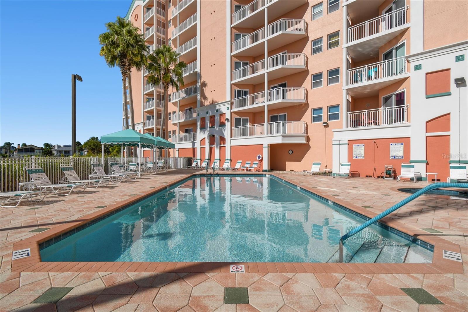 Image 41 of 100 For 4516 Seagull Drive 807