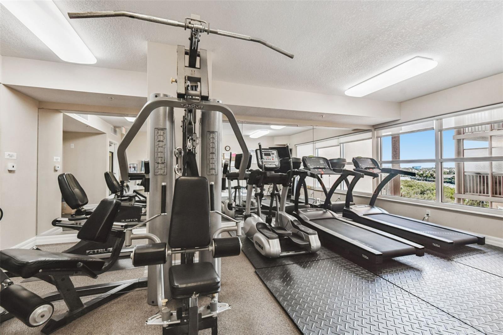 Image 48 of 100 For 4516 Seagull Drive 807