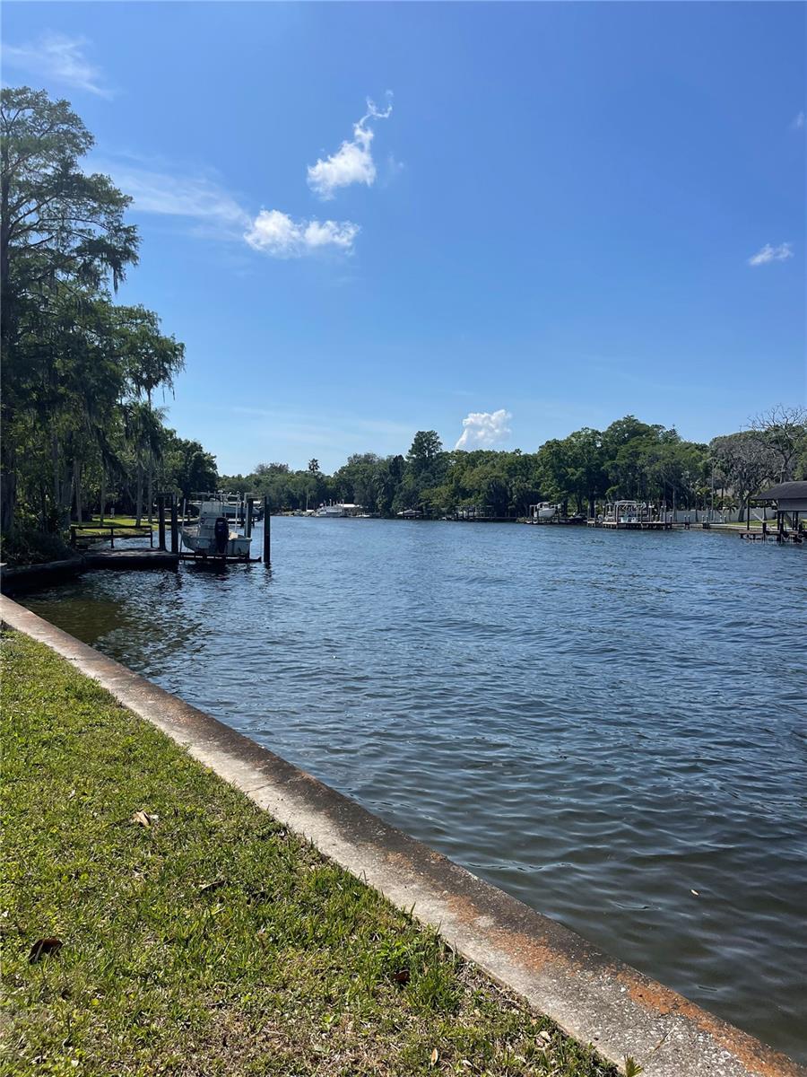 Image 4 of 21 For 6100 River Terrace