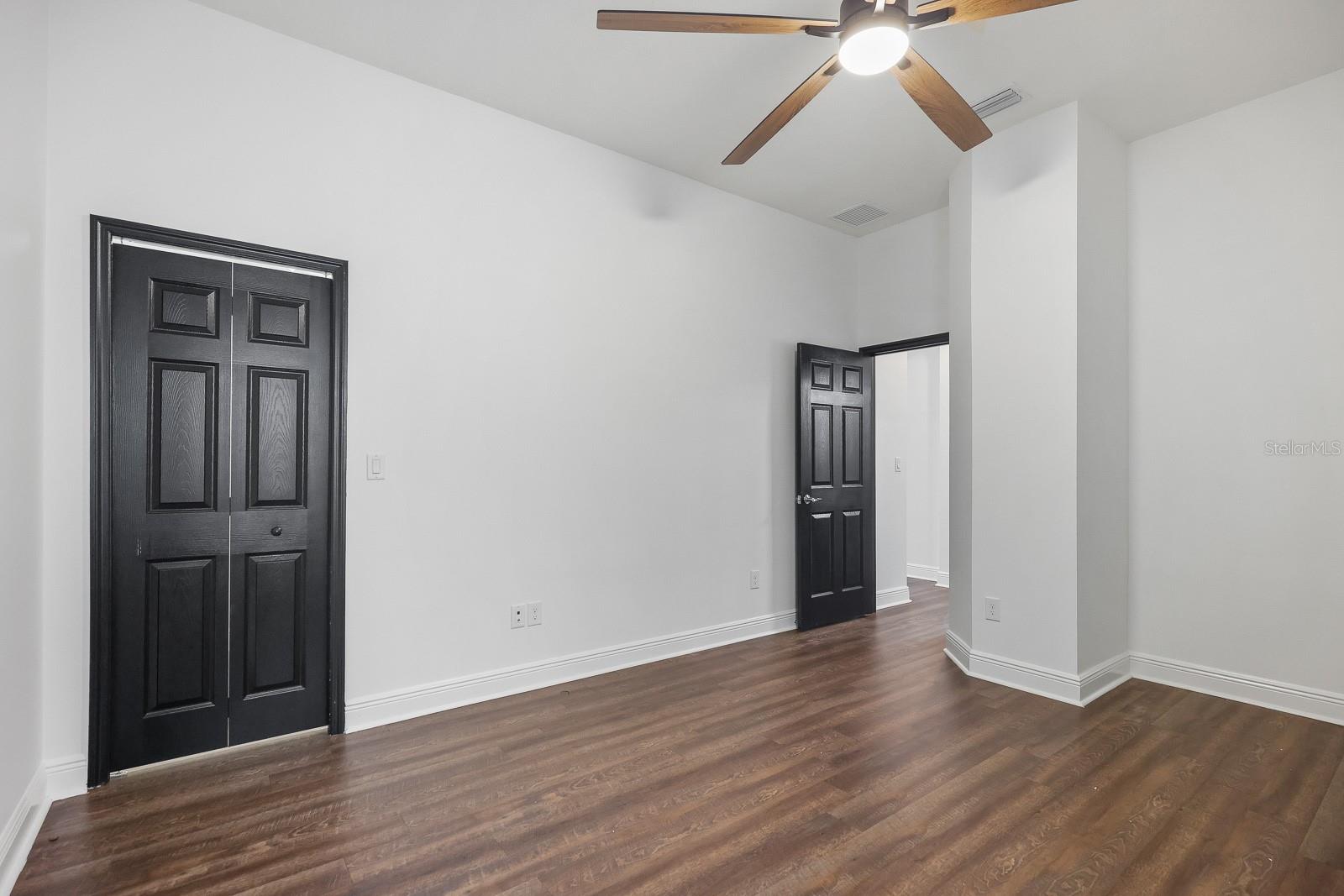 Image 21 of 63 For 5724 Shell Ridge Drive