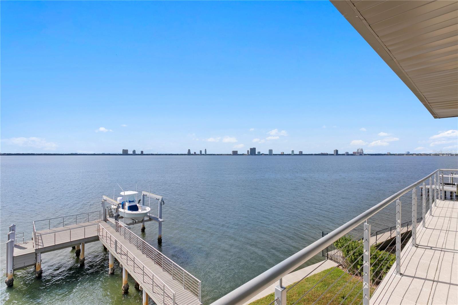 Listing photo id 43 for 82 Martinique Avenue