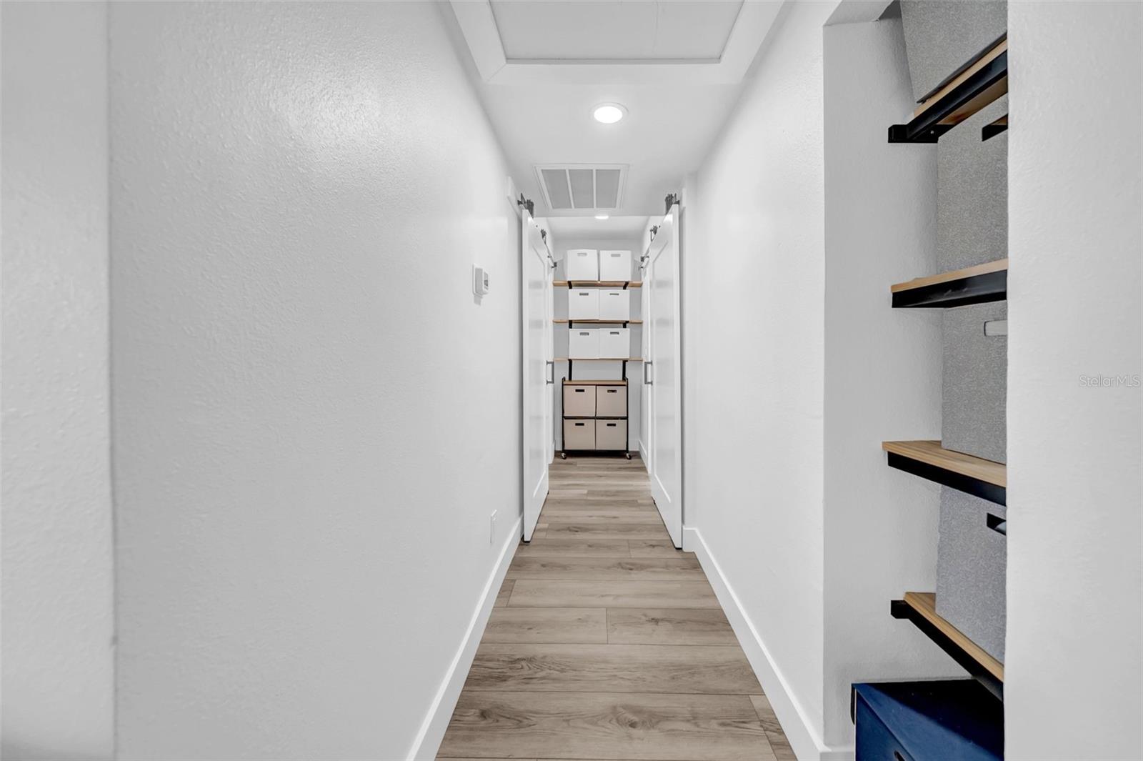 Image 20 of 27 For 5548 Dartmouth Avenue N