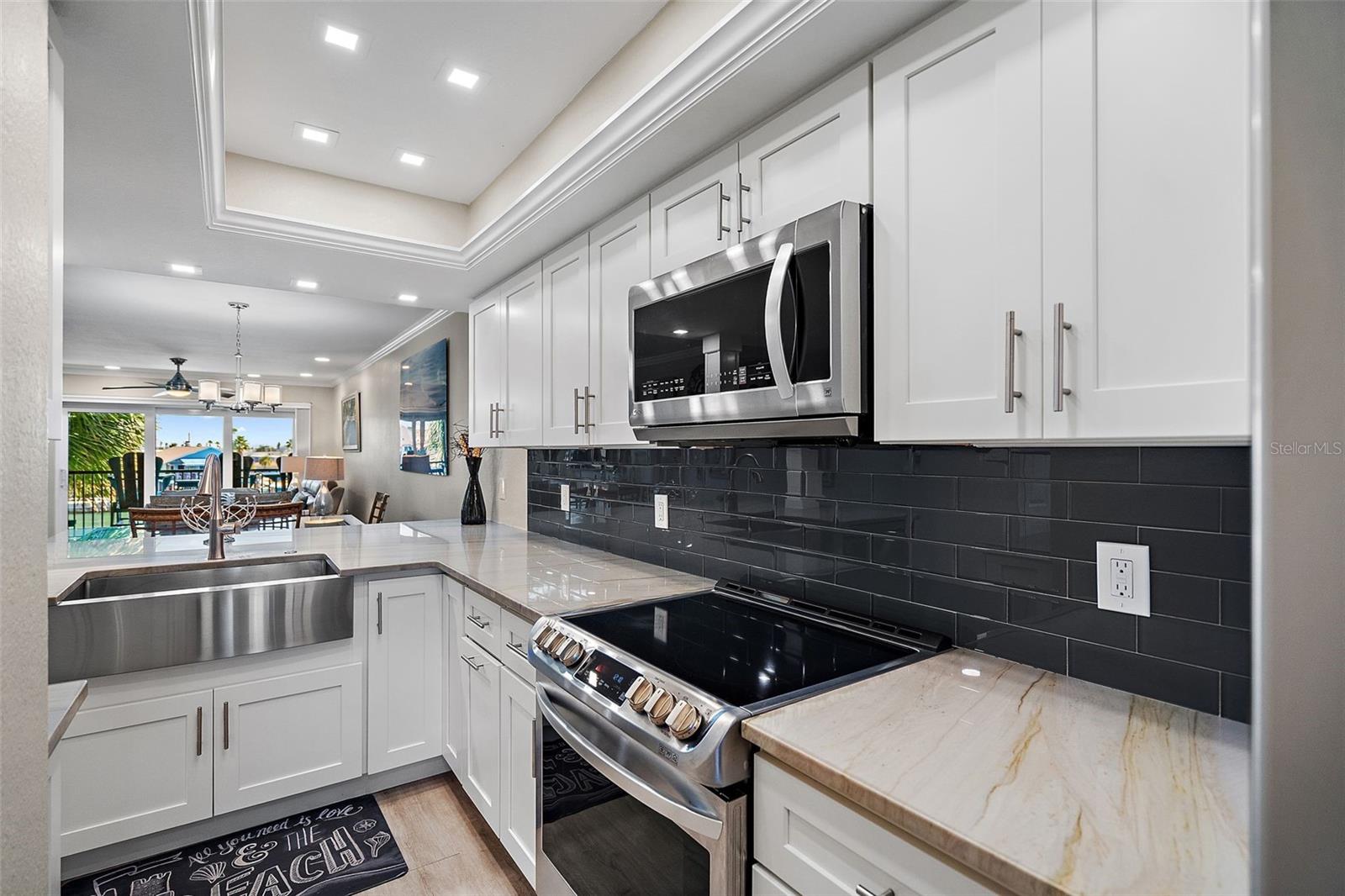 Image 2 of 40 For 7467 Bayshore Drive 303