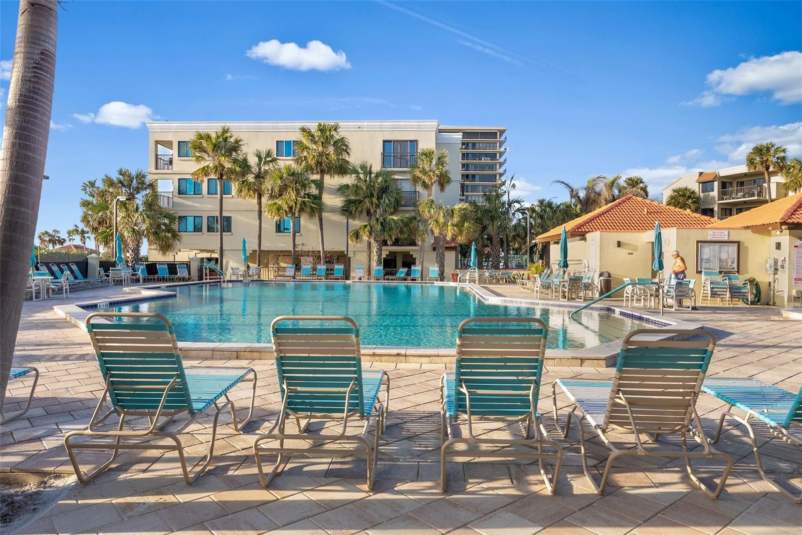 Image 28 of 40 For 7467 Bayshore Drive 303