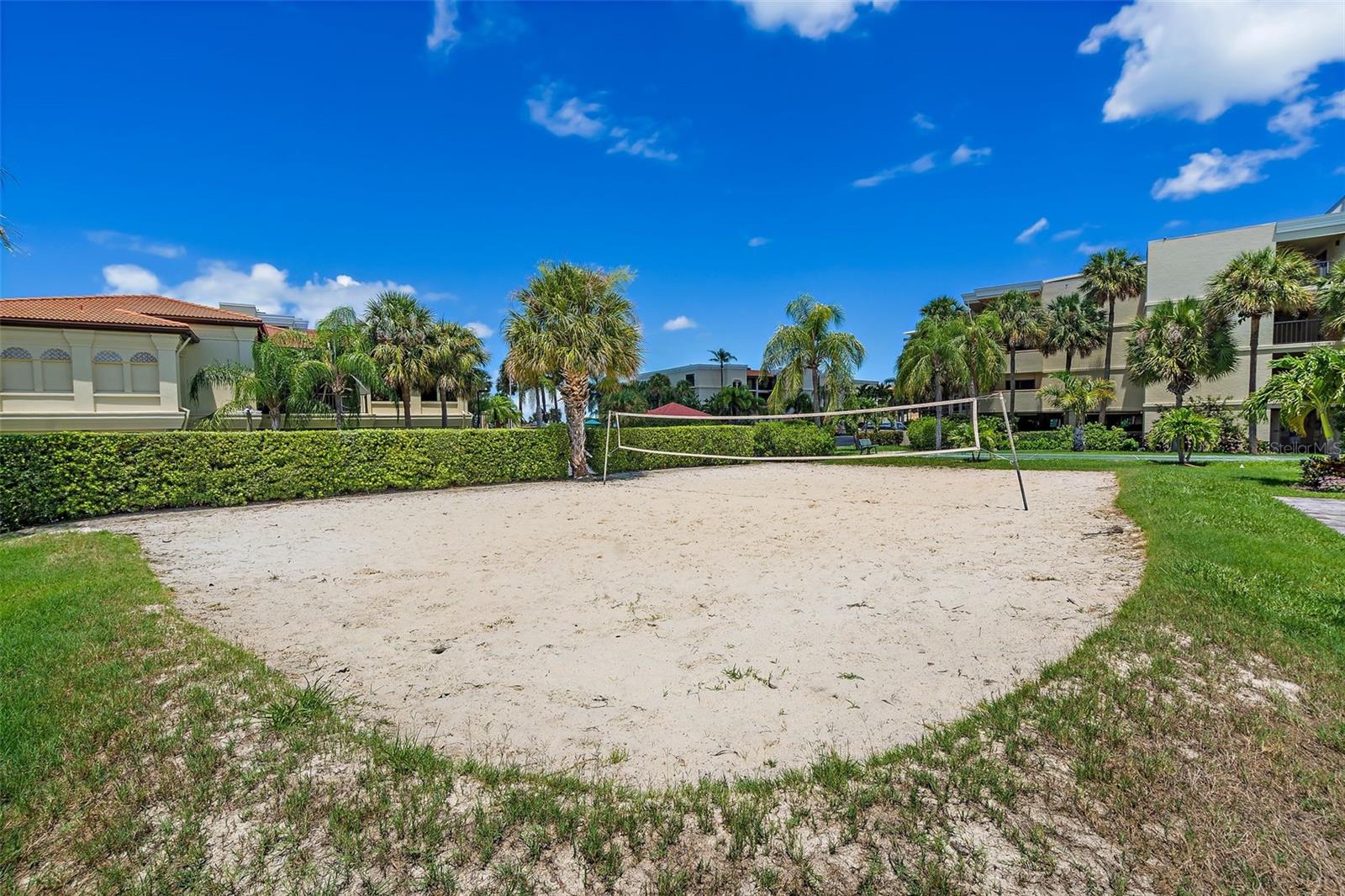 Image 30 of 40 For 7467 Bayshore Drive 303