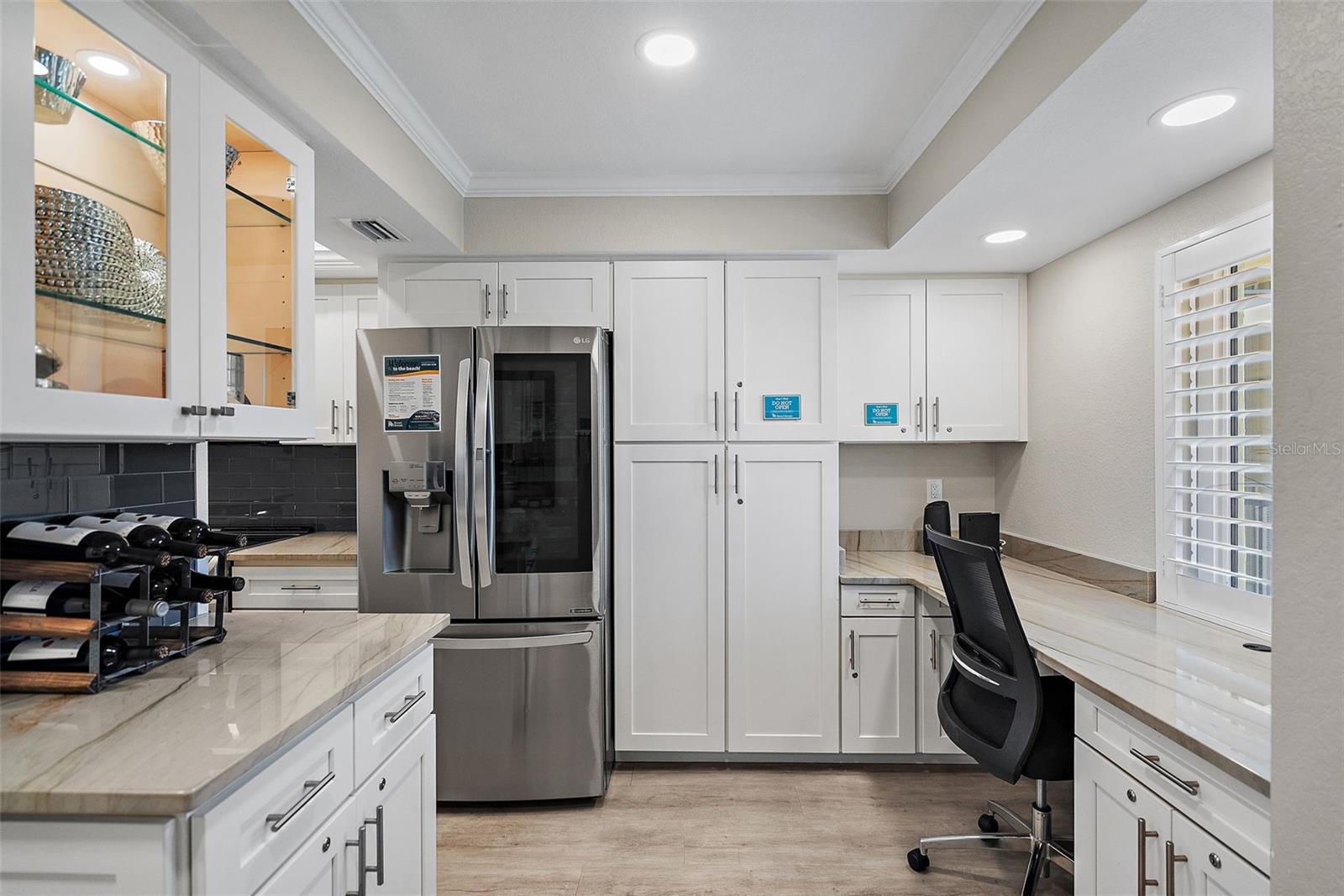 Image 6 of 40 For 7467 Bayshore Drive 303