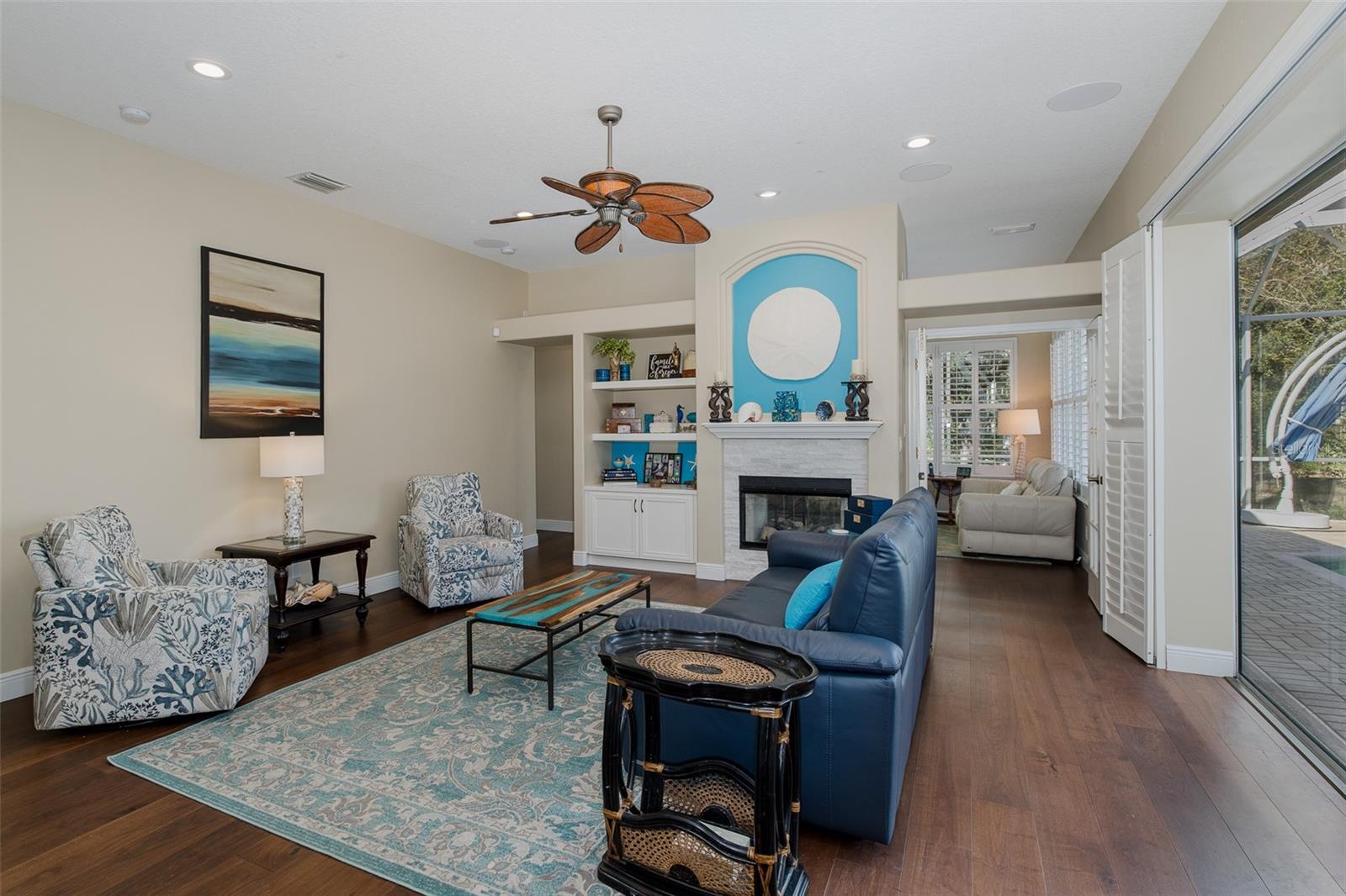 Image 23 of 52 For 2928 Waters Edge Road