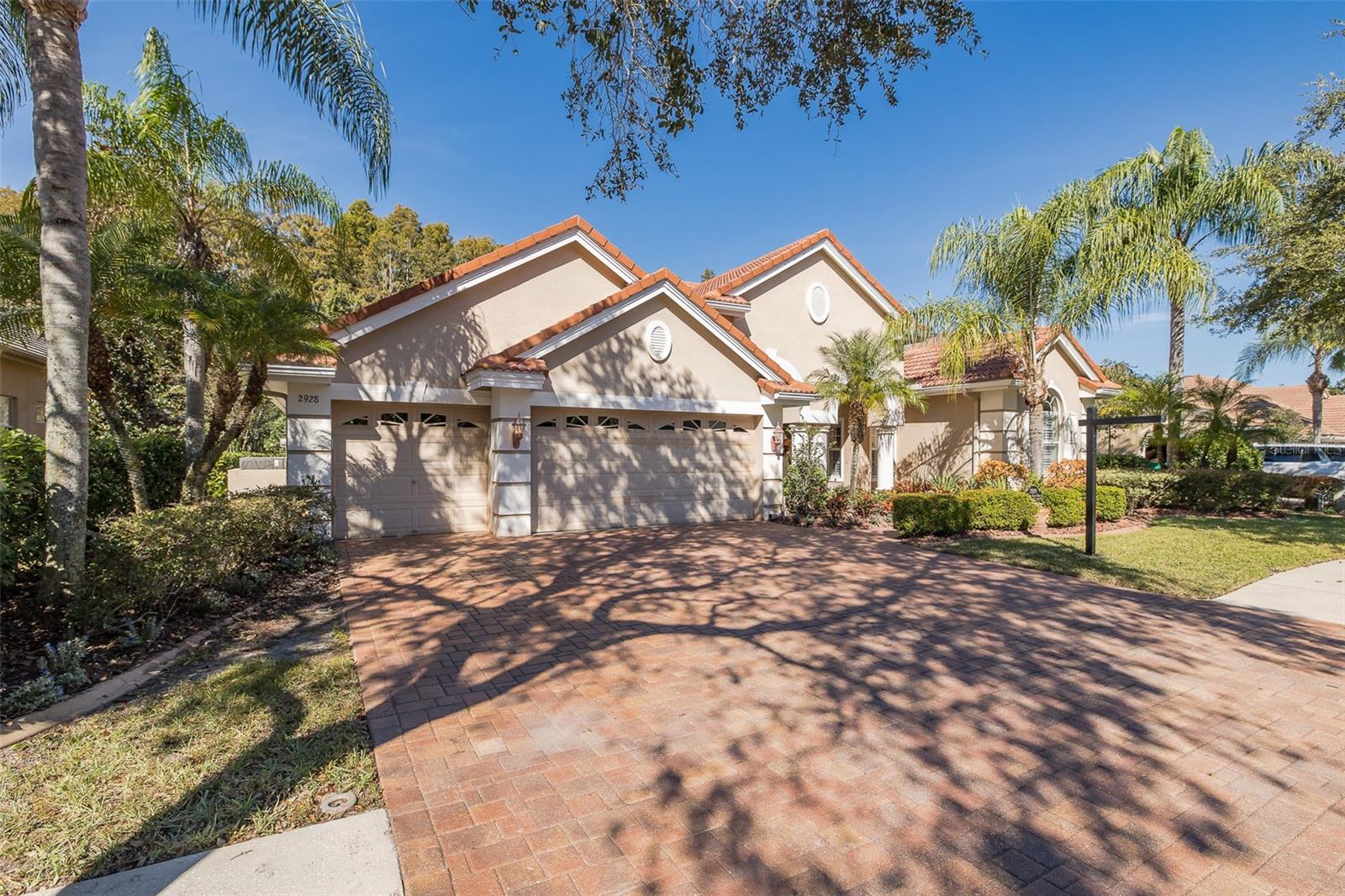 Image 5 of 52 For 2928 Waters Edge Road