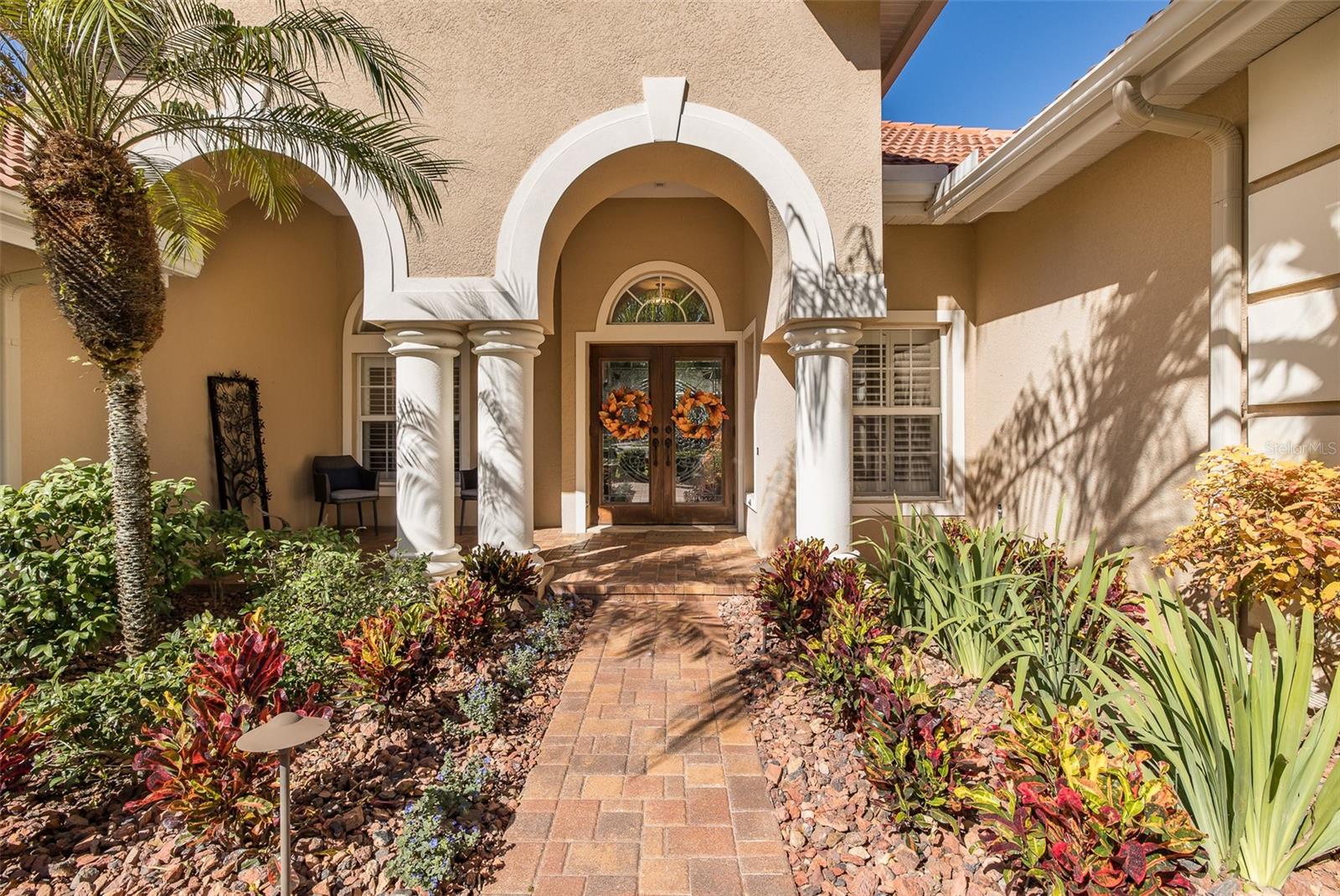 Image 8 of 52 For 2928 Waters Edge Road