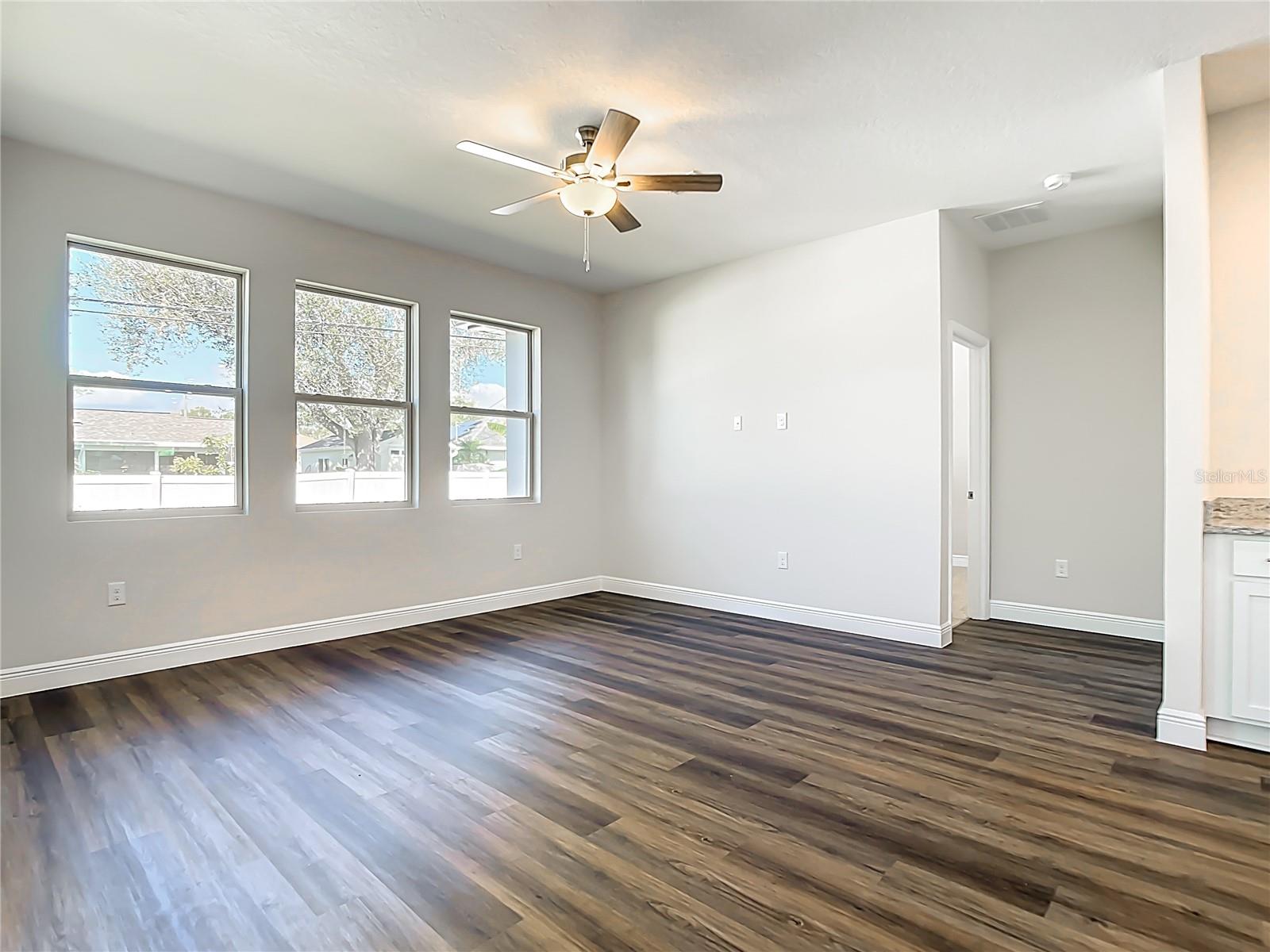 Image 19 of 42 For 1821 San Mateo Drive