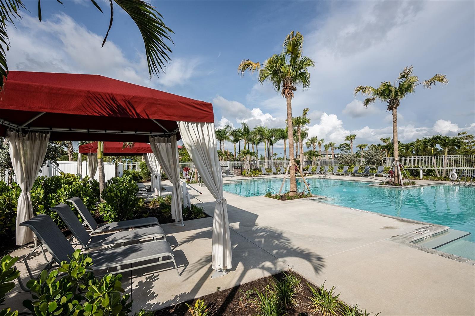 Image 17 of 25 For 17390 Moonflower Drive 202