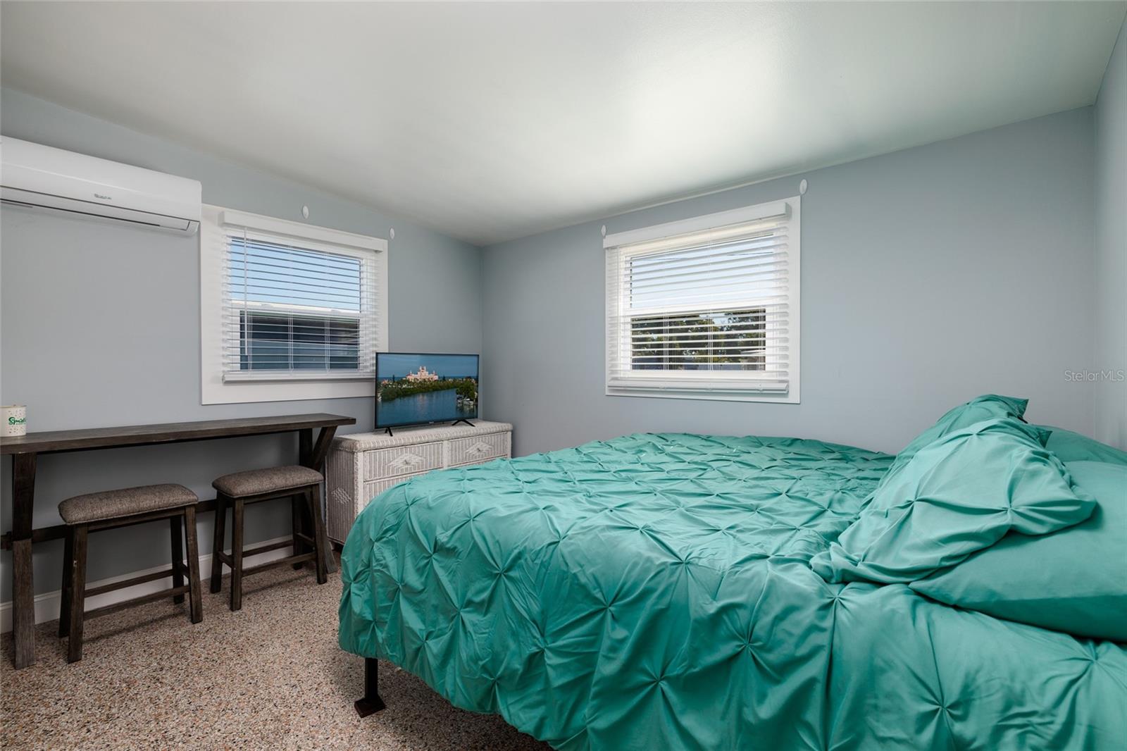 Image 12 of 30 For 10477 119th Avenue