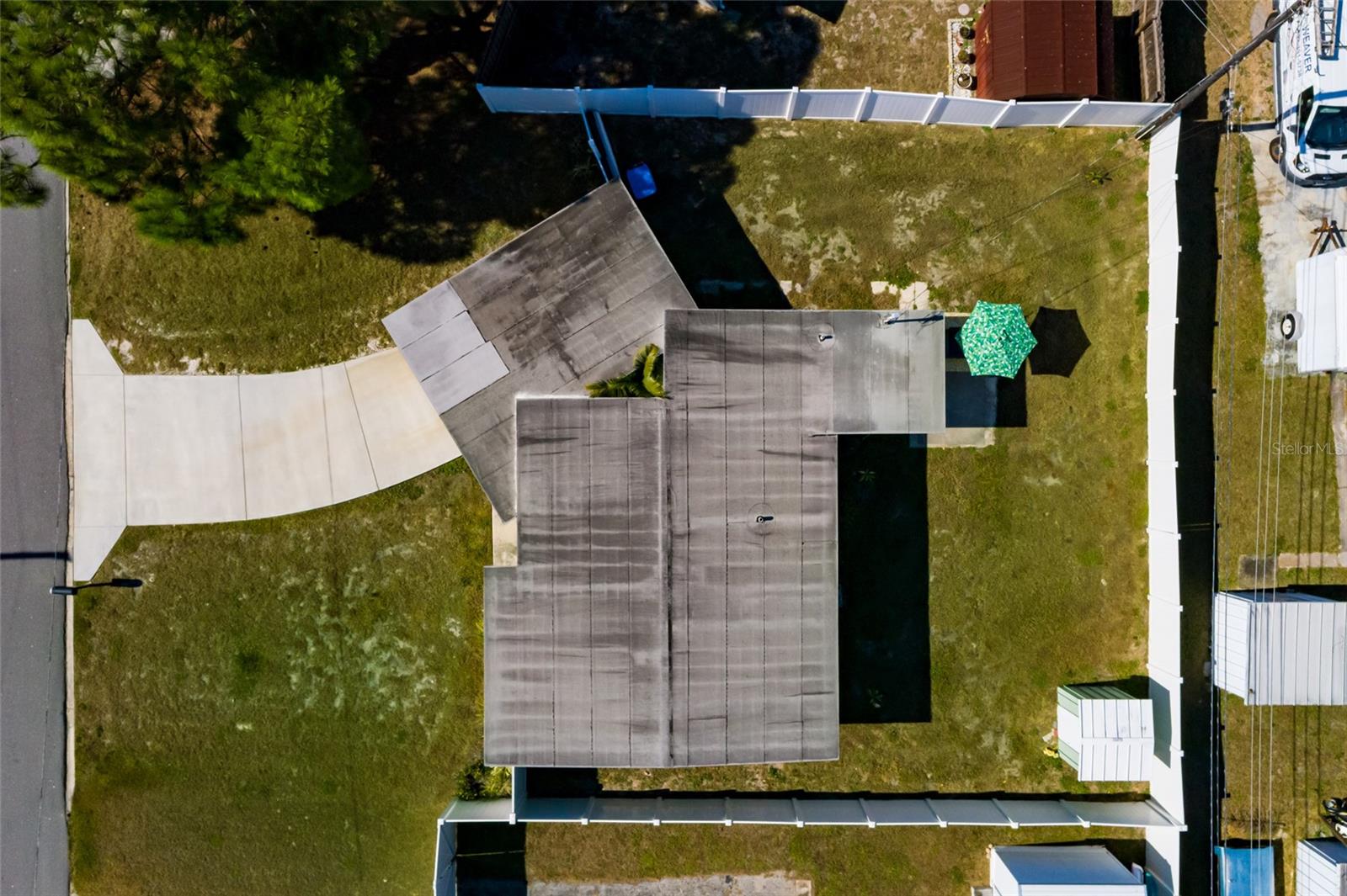 Image 23 of 30 For 10477 119th Avenue