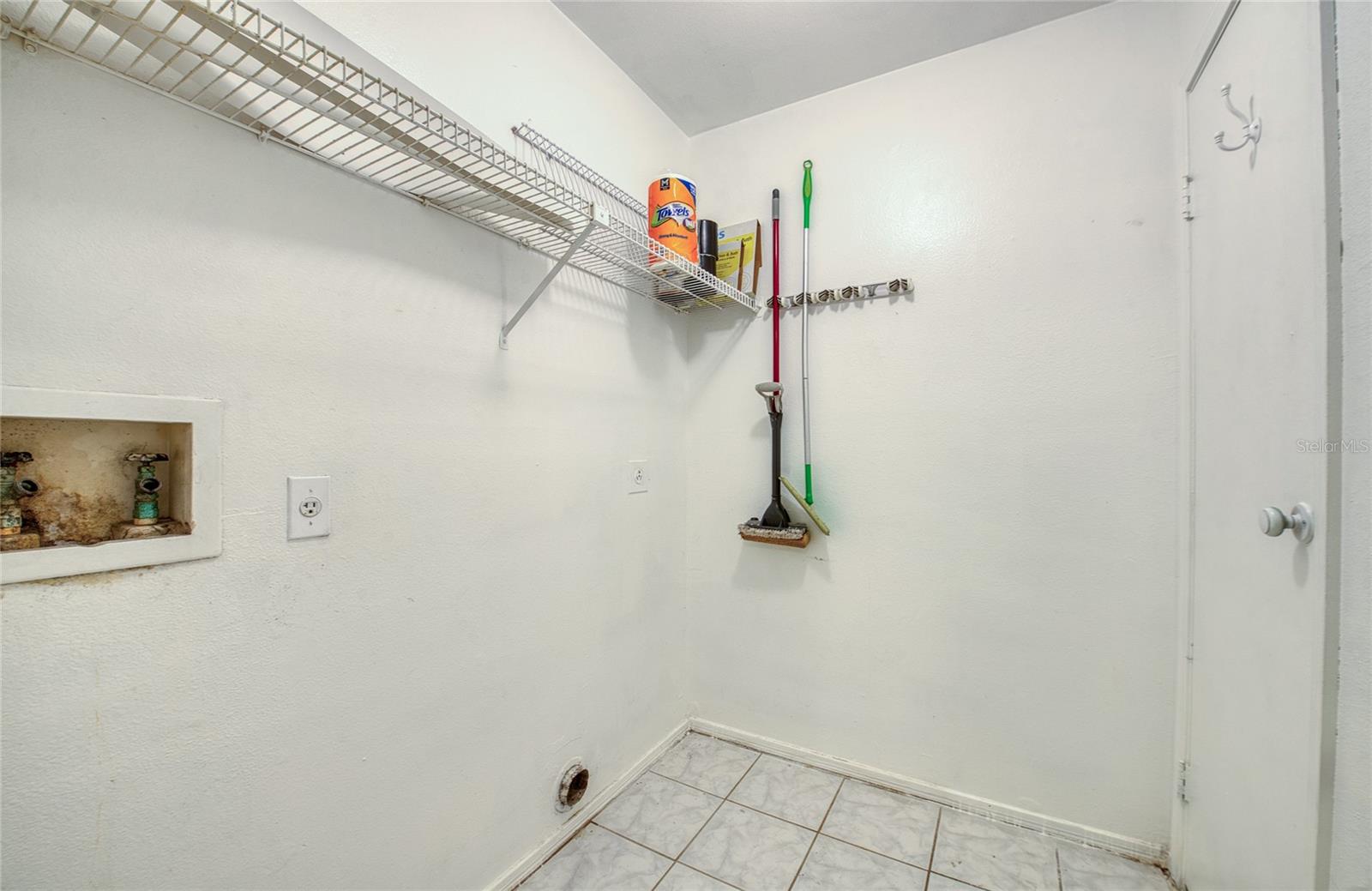 Image 19 of 48 For 1400 Gandy Blvd. N Boulevard N 811