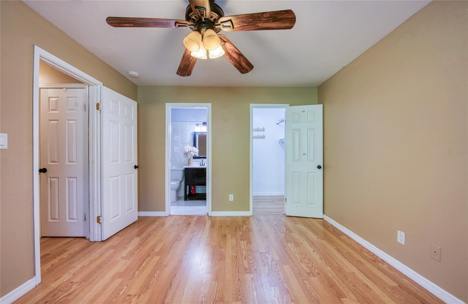 Image 28 of 48 For 1400 Gandy Blvd. N Boulevard N 811