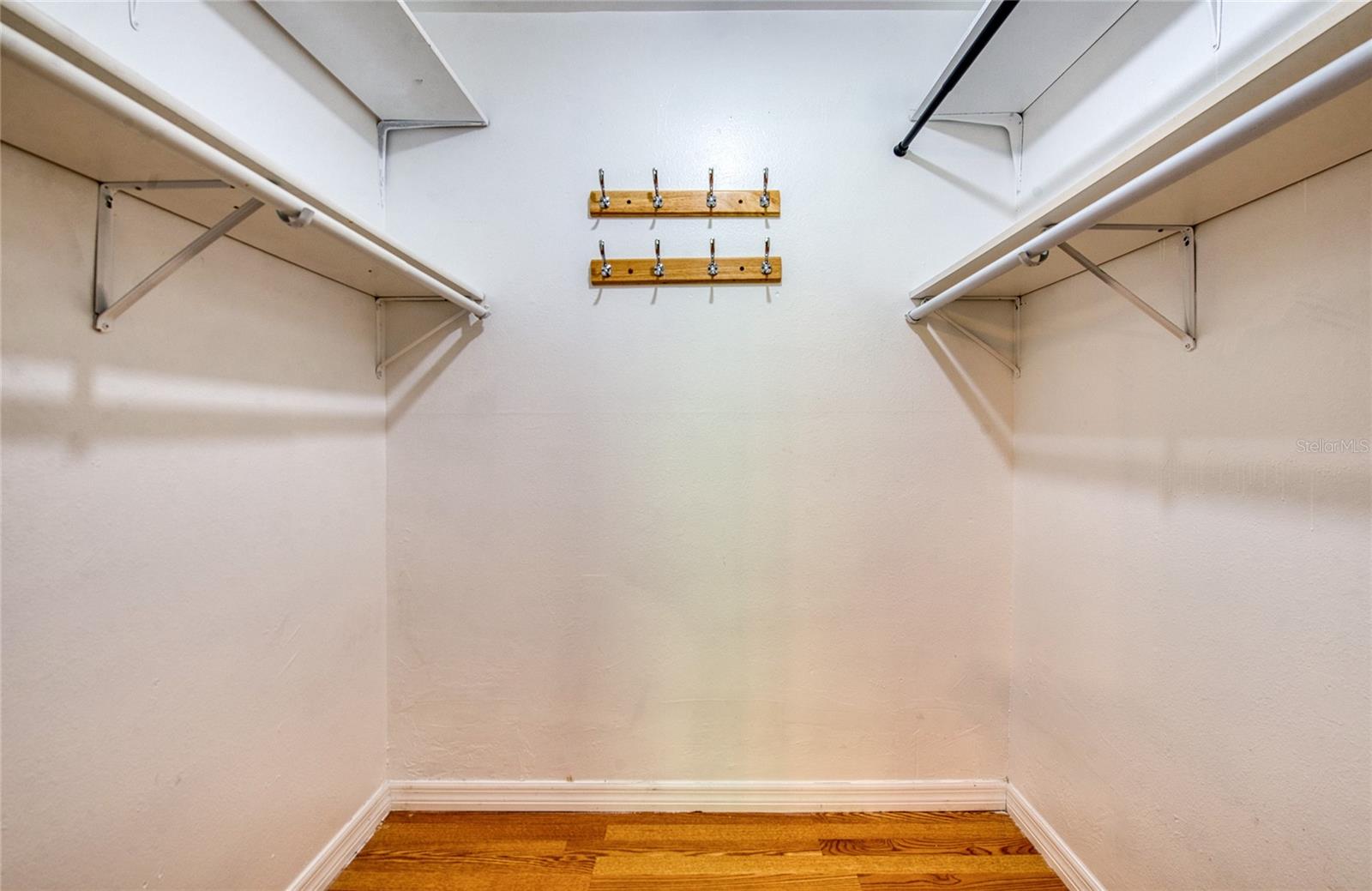 Image 31 of 48 For 1400 Gandy Blvd. N Boulevard N 811