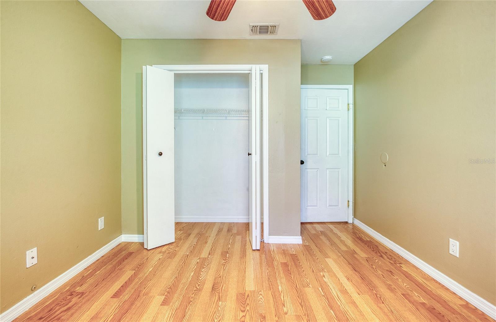 Image 32 of 48 For 1400 Gandy Blvd. N Boulevard N 811