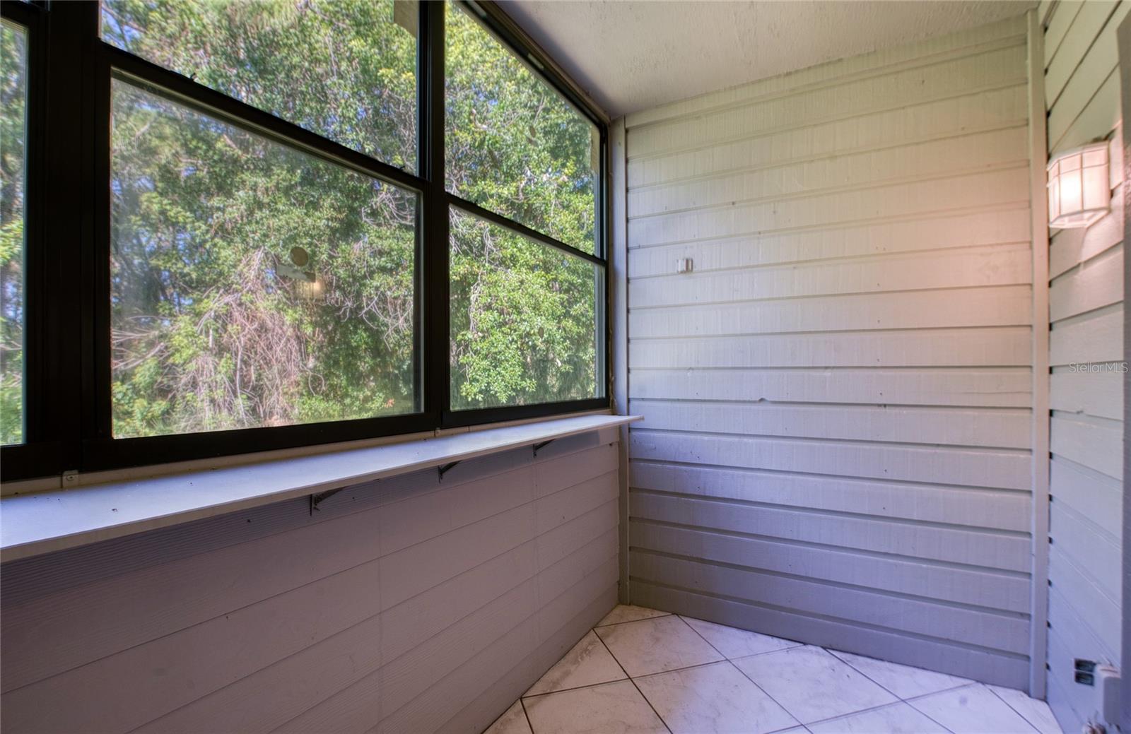 Image 35 of 48 For 1400 Gandy Blvd. N Boulevard N 811