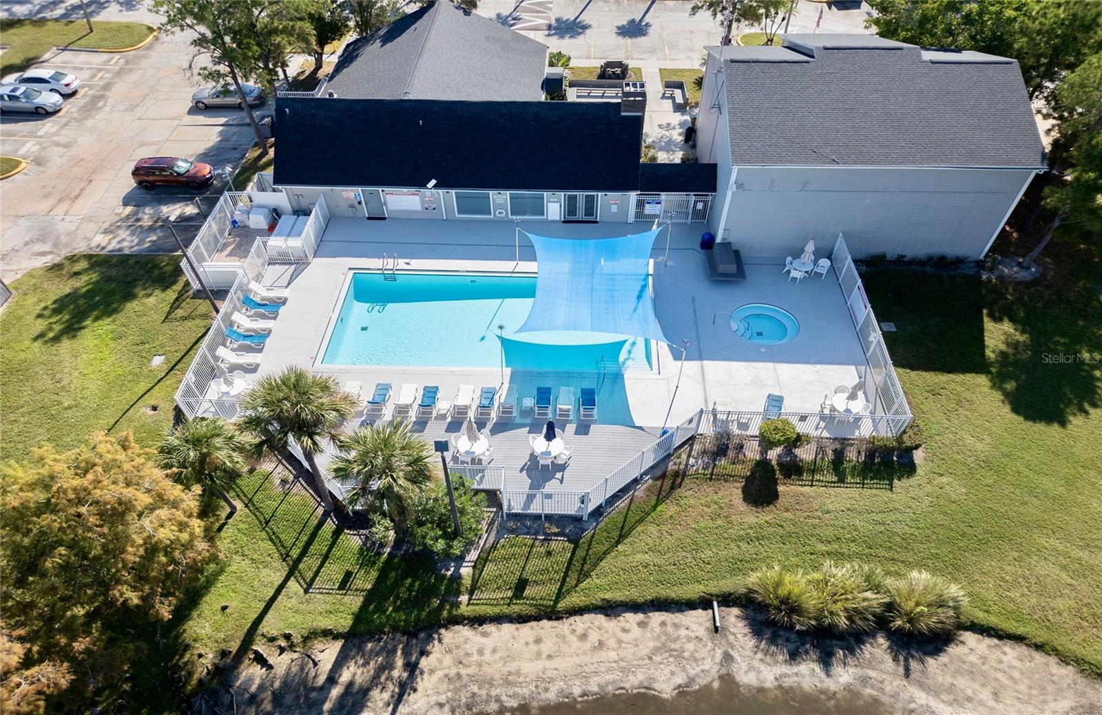 Image 37 of 48 For 1400 Gandy Blvd. N Boulevard N 811