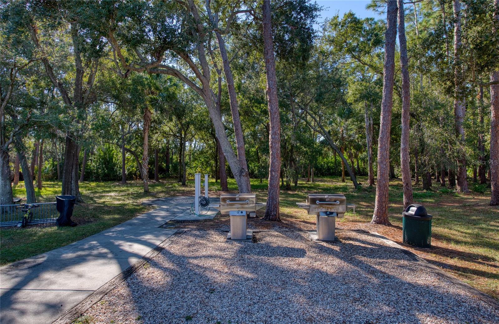 Image 42 of 48 For 1400 Gandy Blvd. N Boulevard N 811