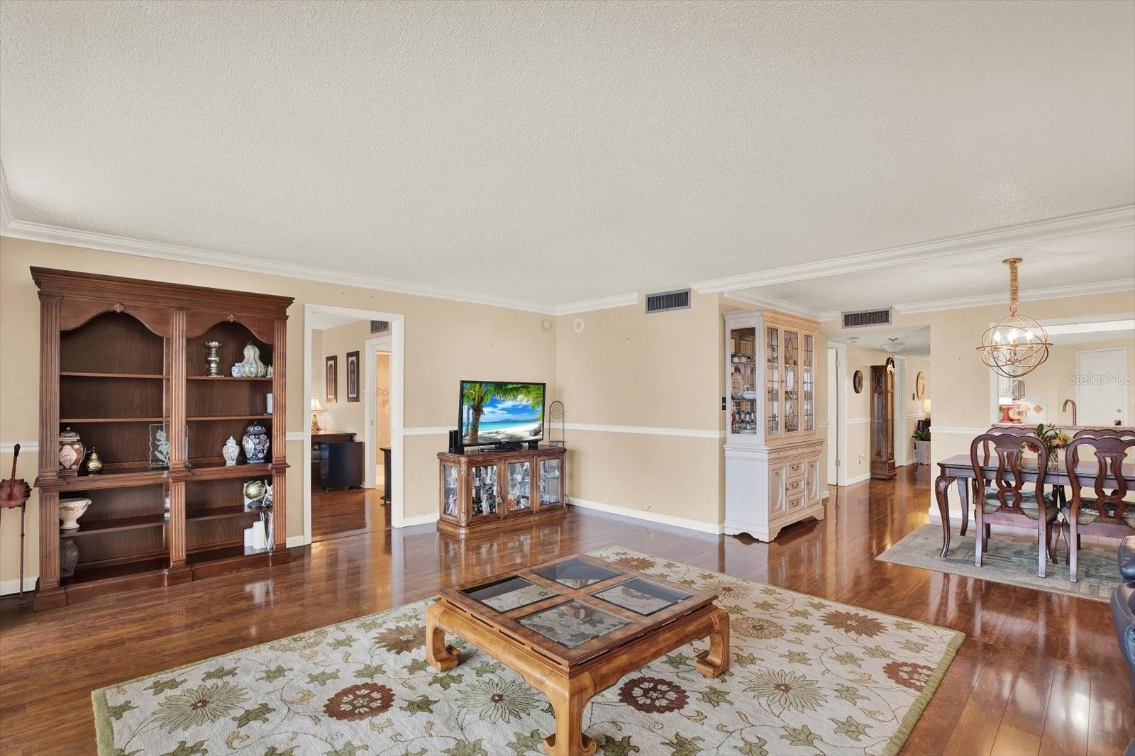 Image 15 of 44 For 2611 Bayshore Boulevard 501