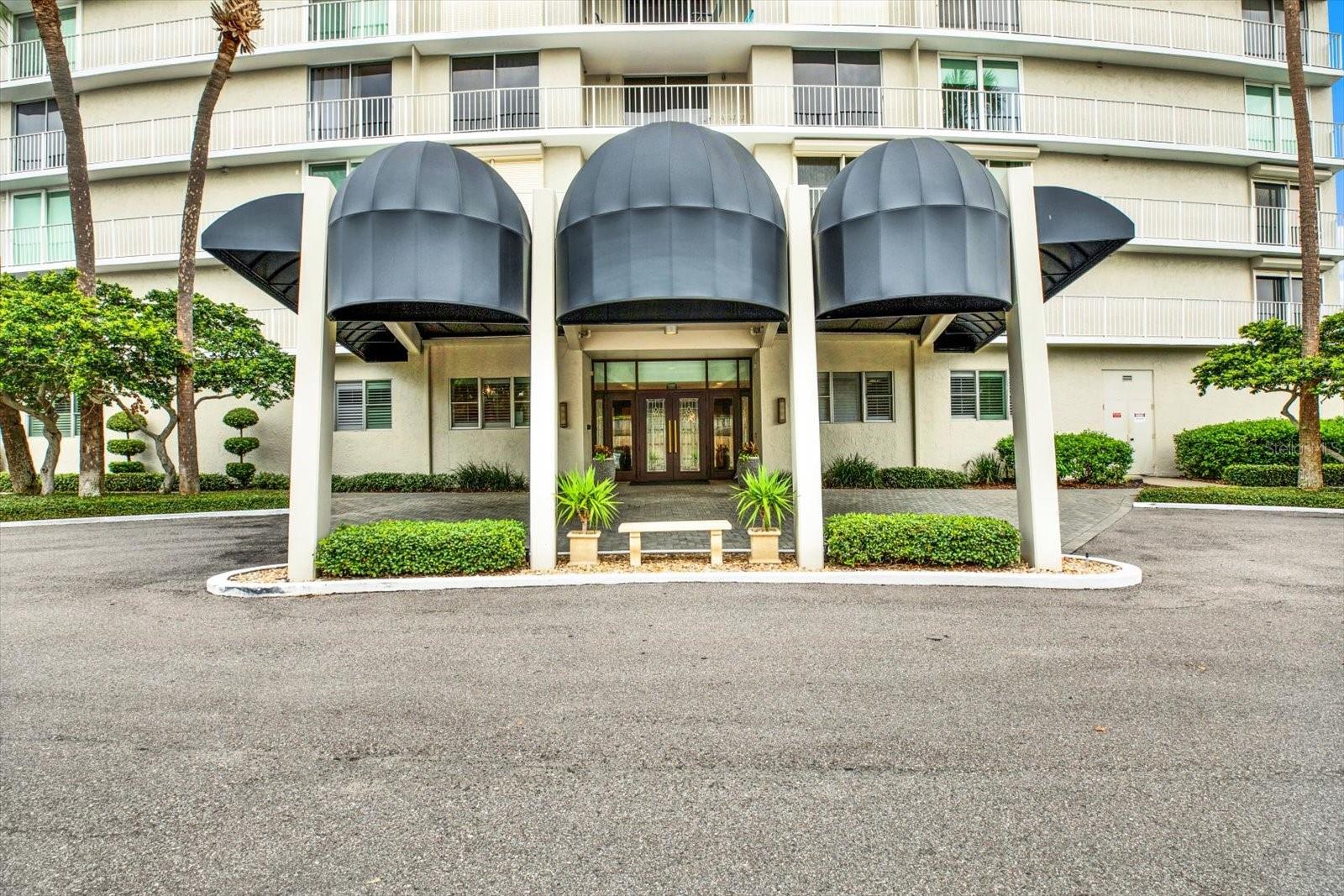 Image 42 of 44 For 2611 Bayshore Boulevard 501