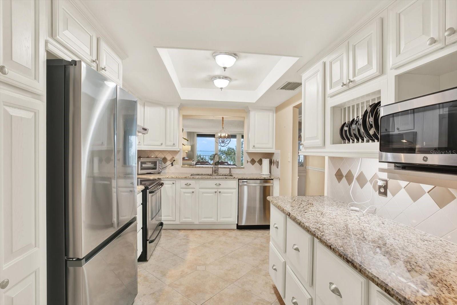 Image 7 of 44 For 2611 Bayshore Boulevard 501