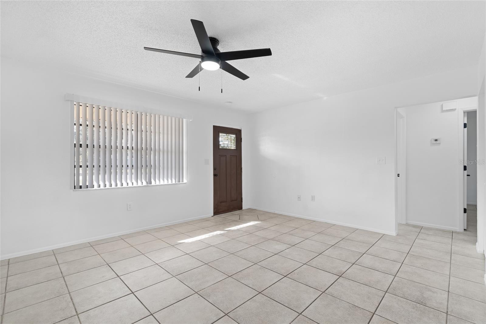 Image 10 of 51 For 2461 Dryer Avenue