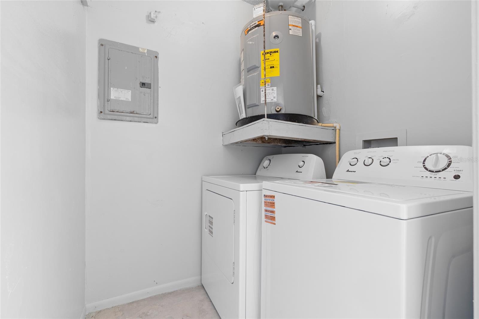 Image 19 of 51 For 2461 Dryer Avenue