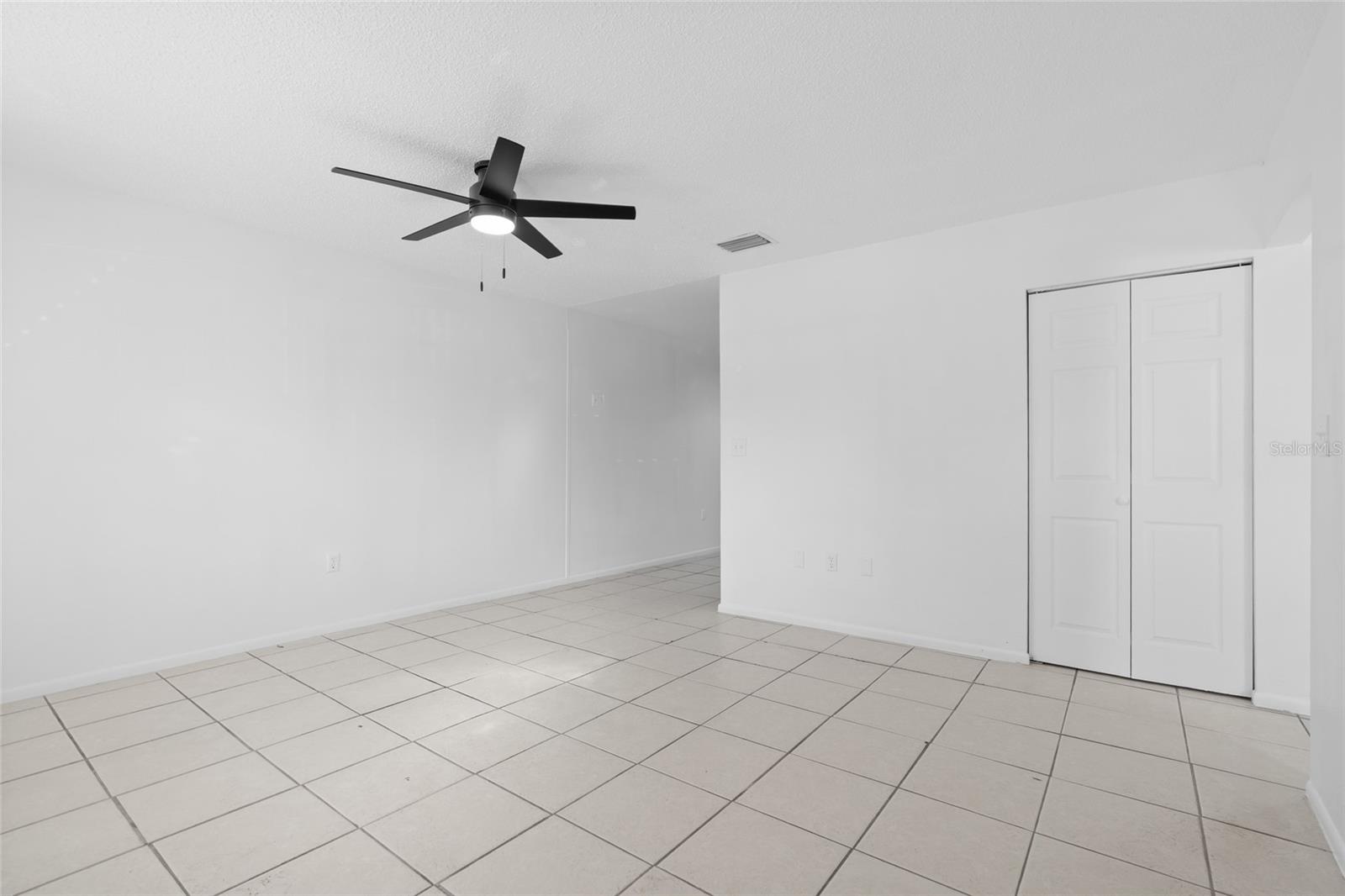 Image 27 of 51 For 2461 Dryer Avenue