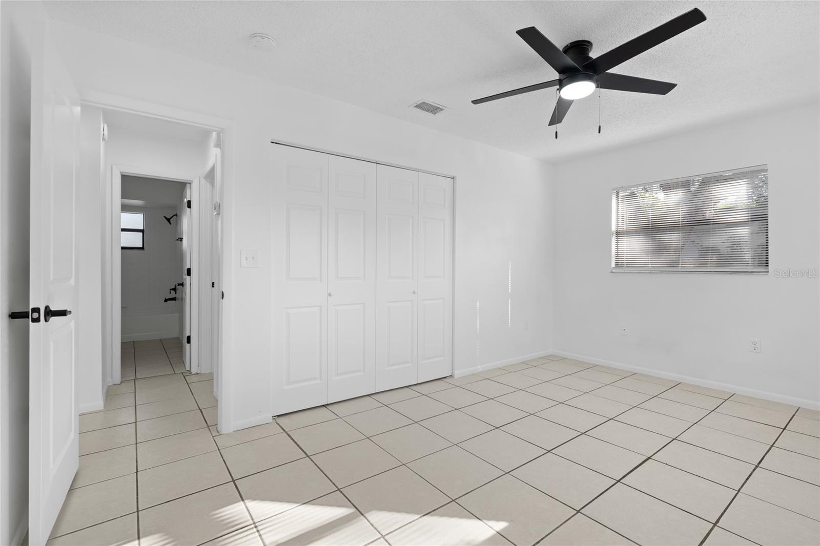 Image 31 of 51 For 2461 Dryer Avenue