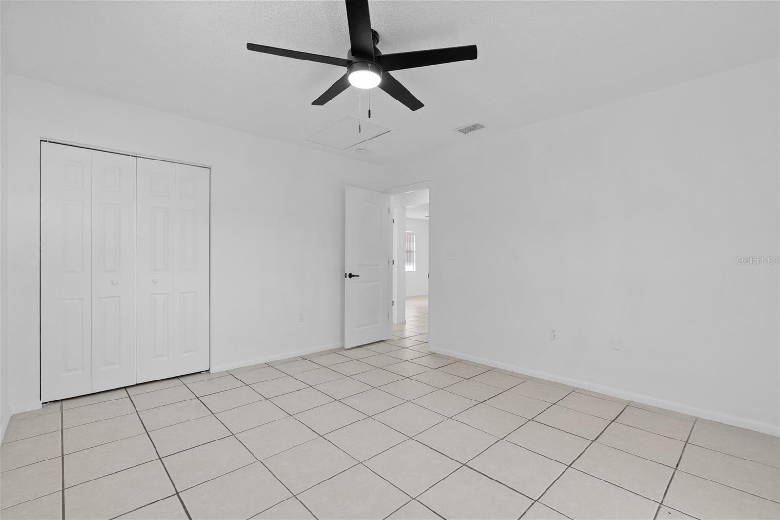 Image 35 of 51 For 2461 Dryer Avenue