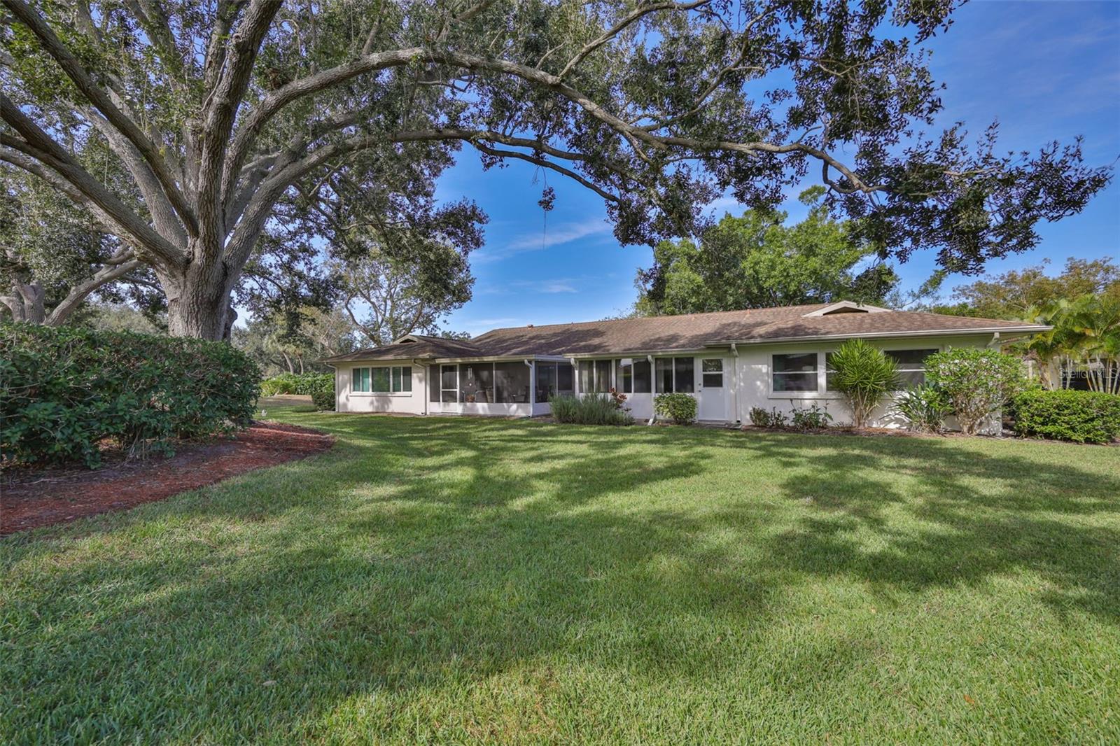 Image 35 of 94 For 2034 Hawkhurst Circle 178