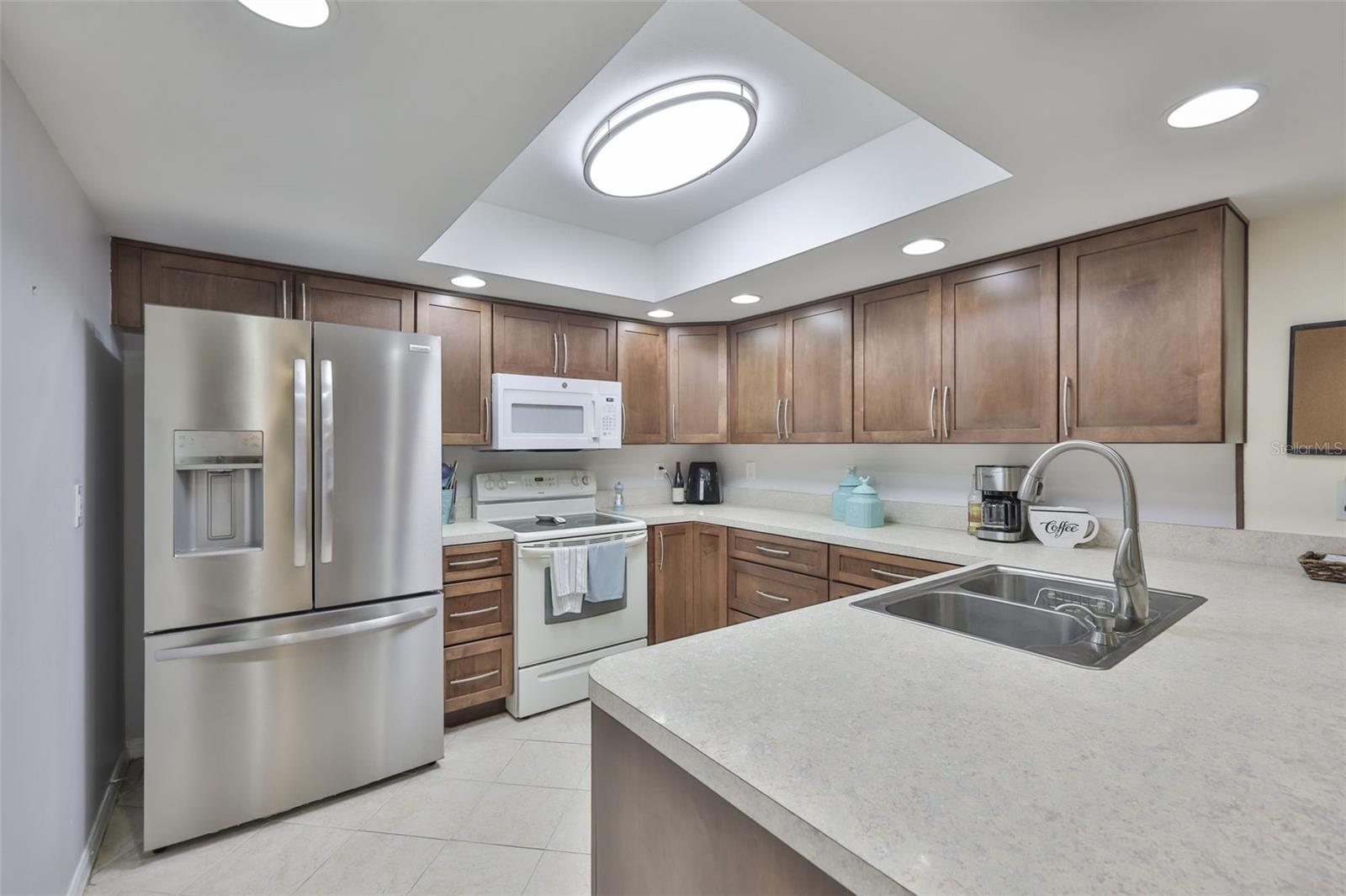 Image 6 of 94 For 2034 Hawkhurst Circle 178