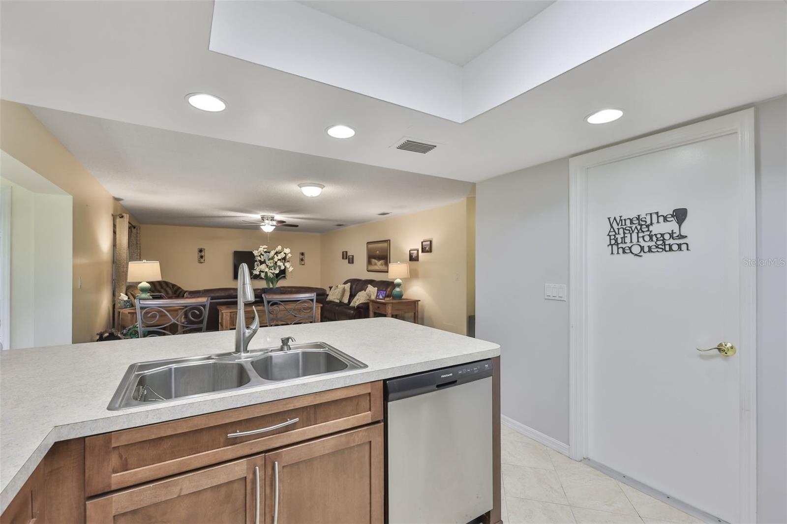 Image 8 of 94 For 2034 Hawkhurst Circle 178